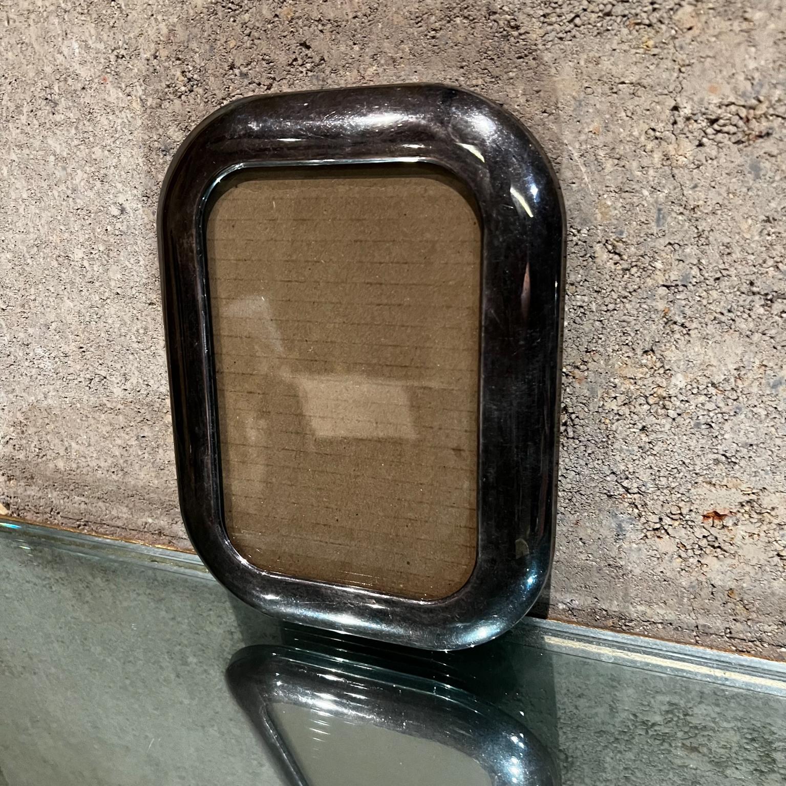 1950s Elegant Silver Plate Vintage Picture Frame Rectangular In Good Condition For Sale In Chula Vista, CA