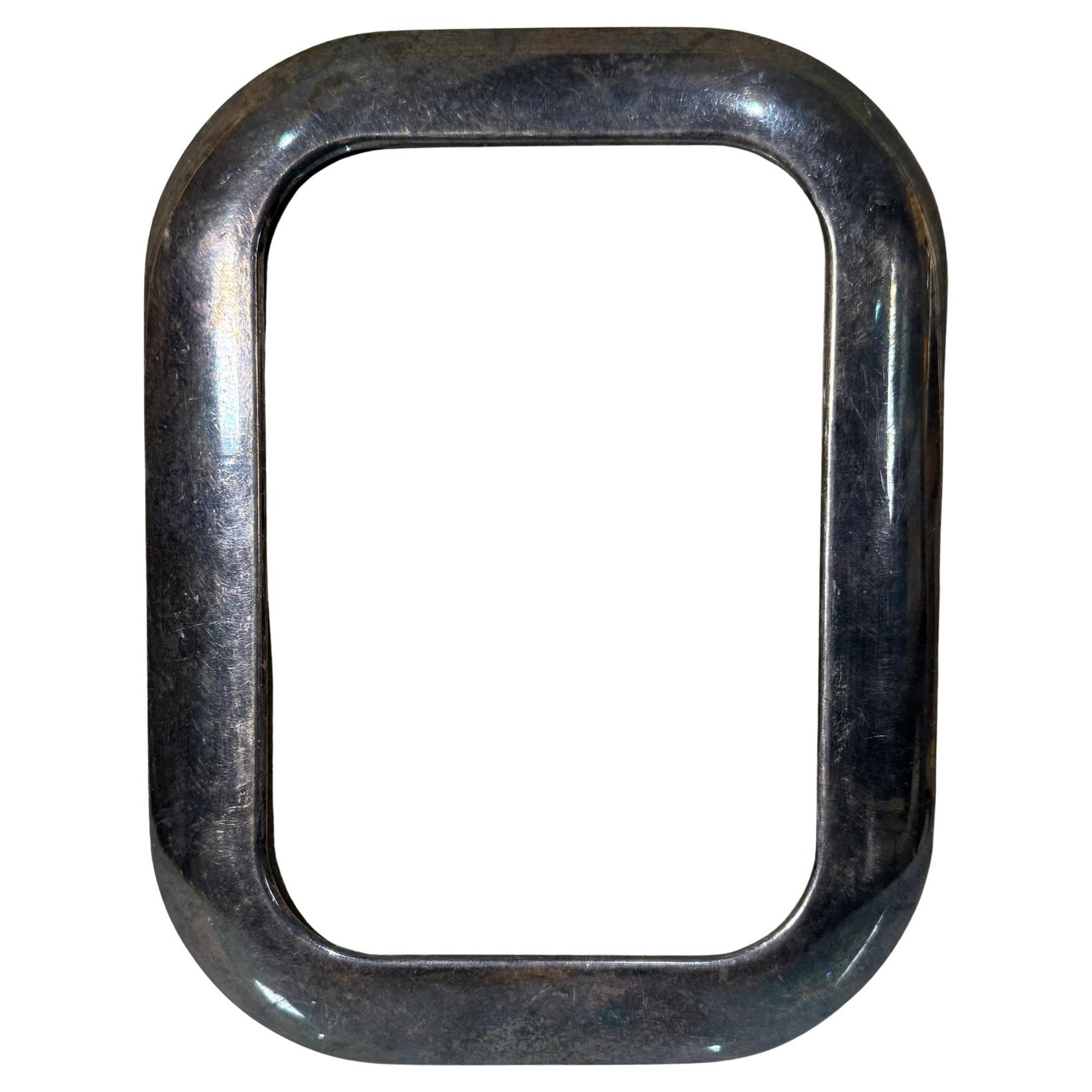 1950 Elegante cornice d
argento d
epoca rettangolare in vendita