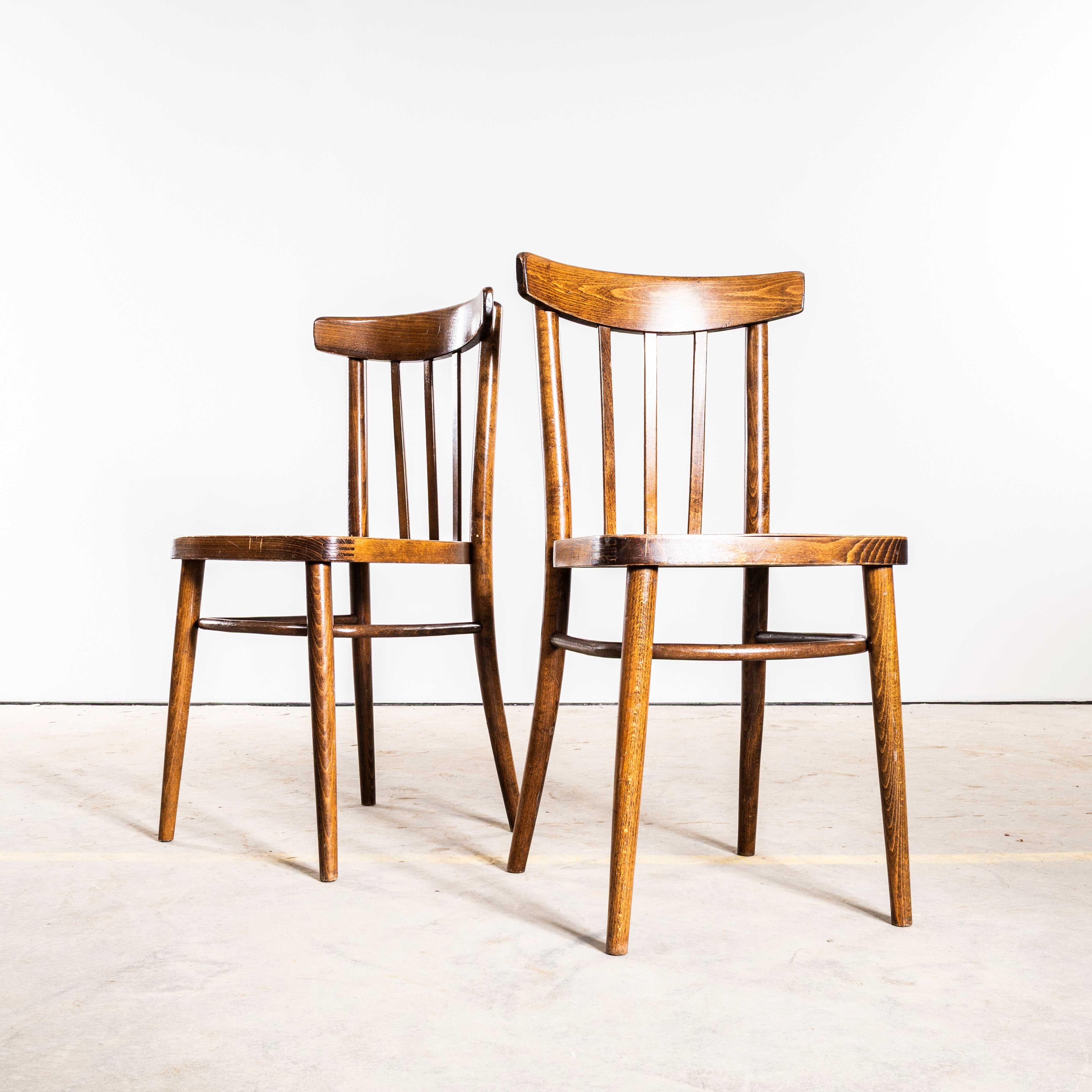 Legno curvato Sedie da pranzo alte in bengala Eleg degli anni '50 di Ton - Set di sei in vendita