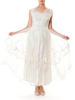 1950S  White Embroidered Rayon & Nylon Satin Tulle Fit Flare Bridal Gown