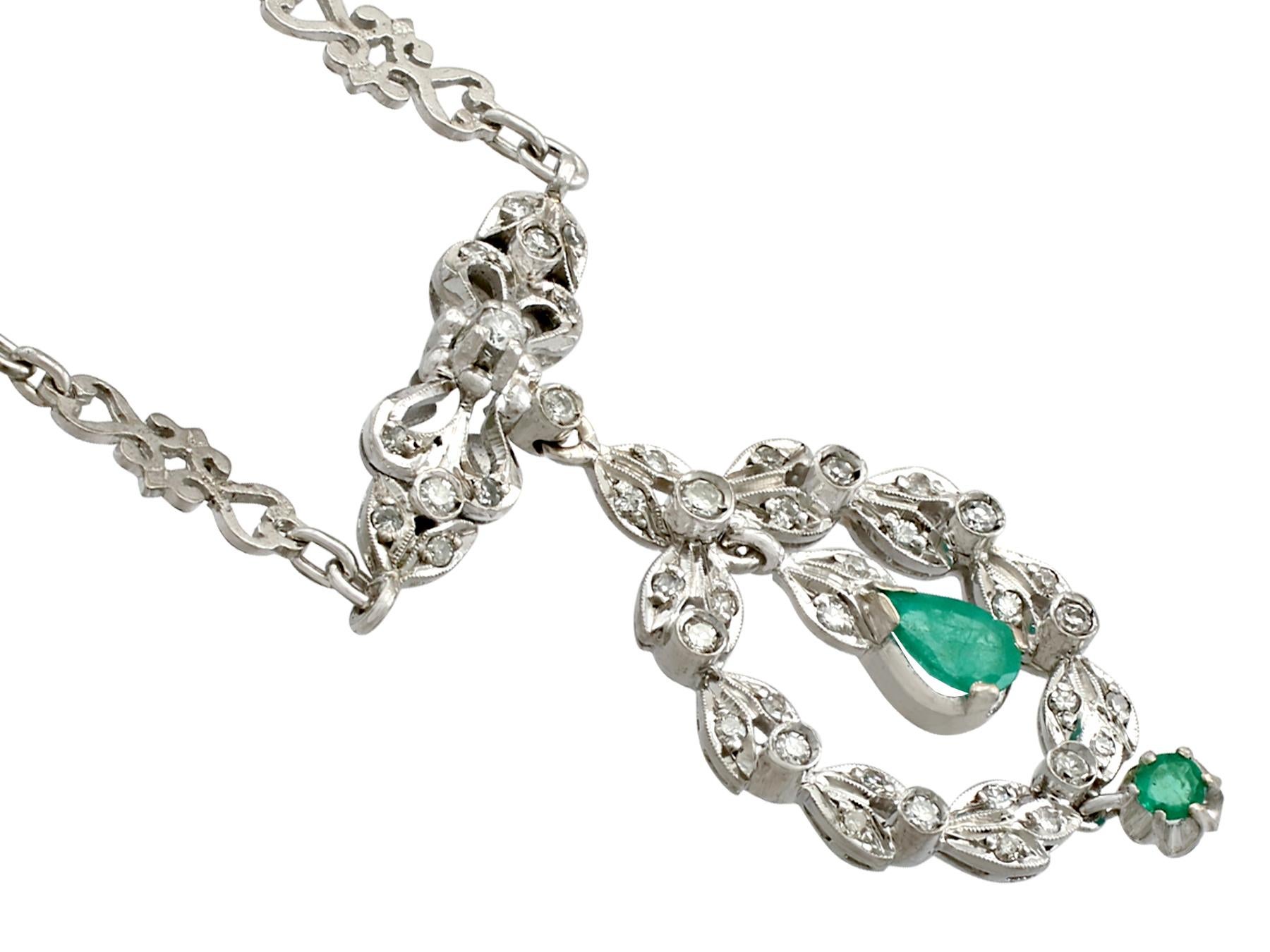 1950s Emerald and 1.02 Carat Diamond White Gold Necklace In Excellent Condition In Jesmond, Newcastle Upon Tyne