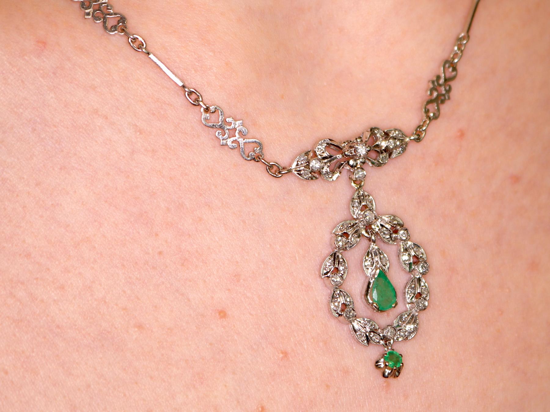 1950s Emerald and 1.02 Carat Diamond White Gold Necklace 5