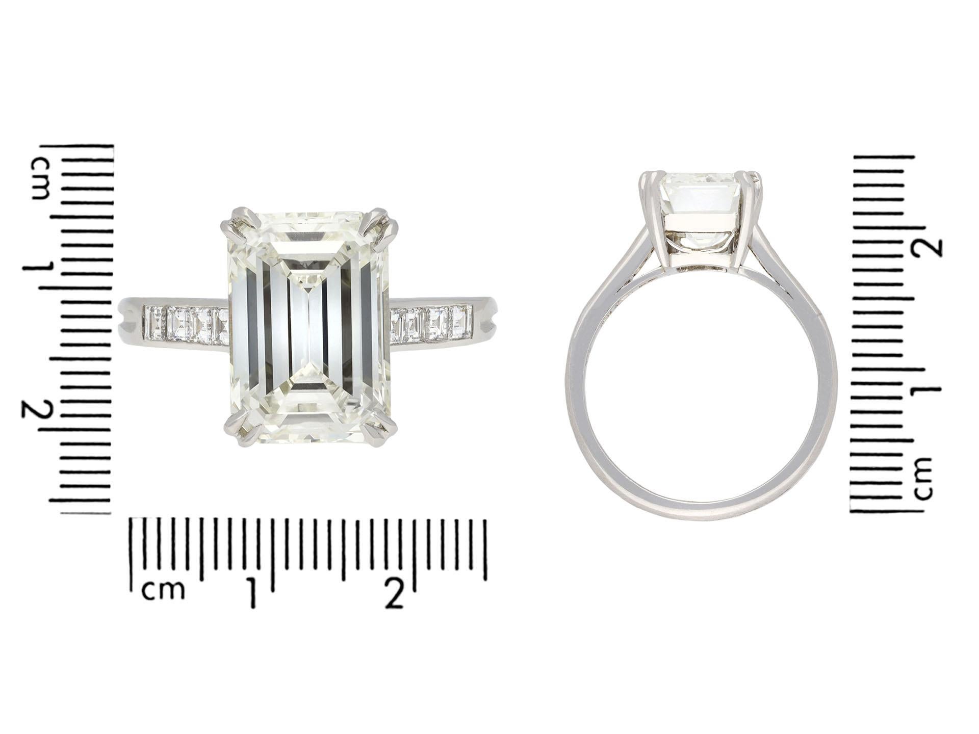  Bague en platine avec diamant taille émeraude des années 1950 Pour femmes 