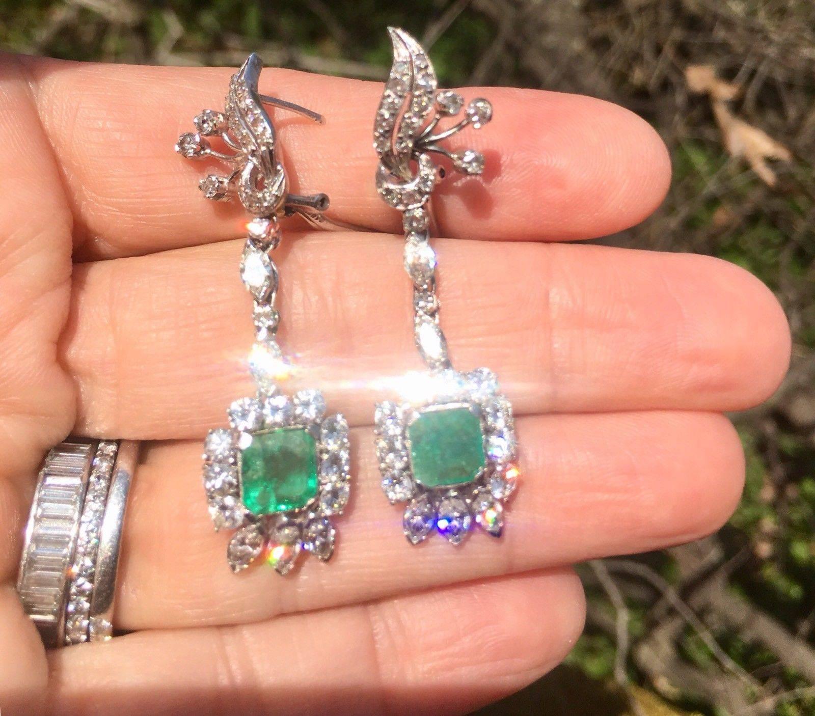 Women's 1950s Emerald Diamond Dangle Earrings