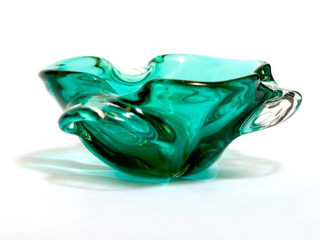 Hand-Crafted 1950s Emerald Green Murano Glass Organic Bowl by Seguso, Italy