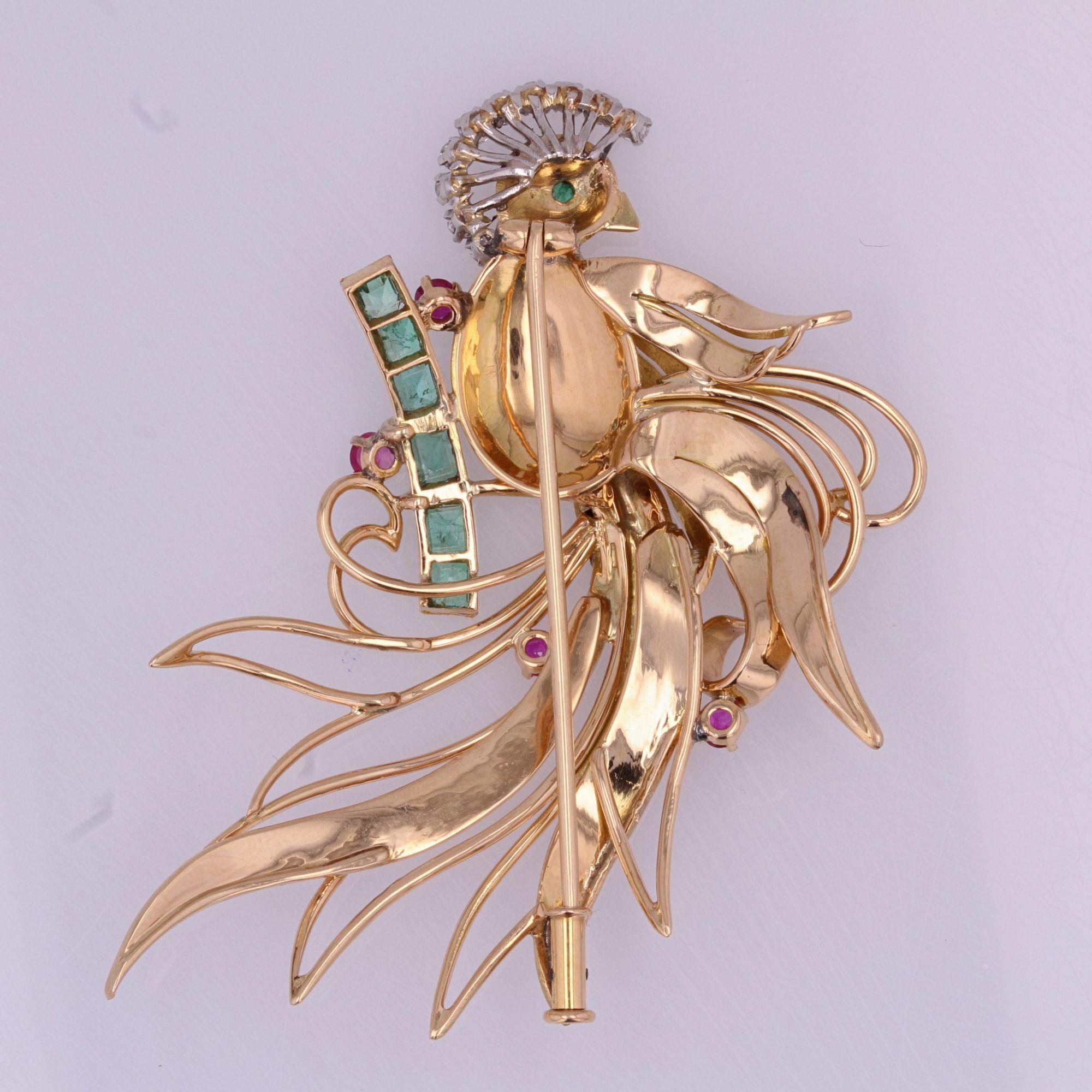 1950er Jahre Smaragd Rubin Diamanten 18 Karat Gelbgold Vogel des Paradieses im Angebot 1