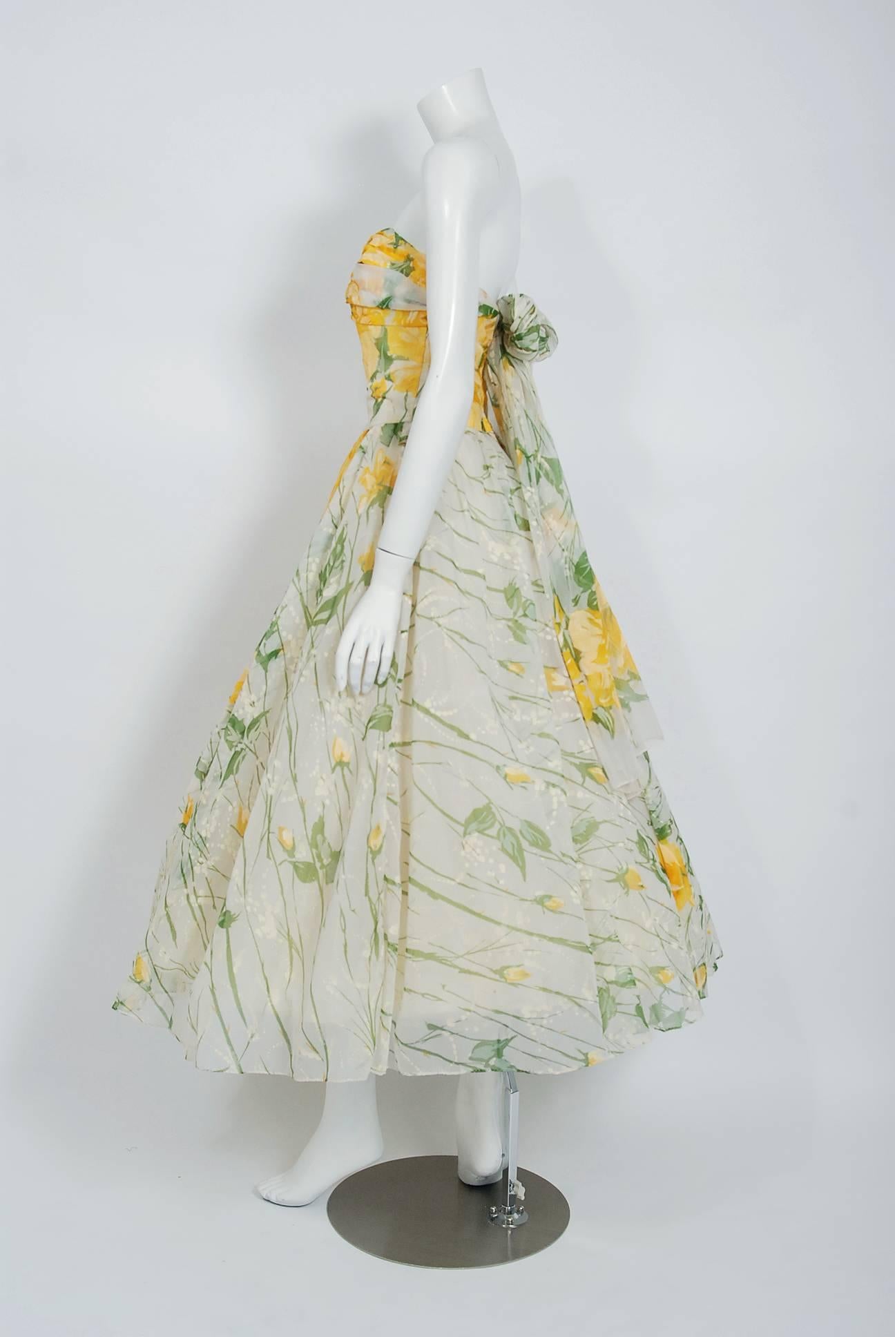 1950's Emma Domb Yellow Roses Floral Print Chiffon Strapless Full Skirt Dress In Excellent Condition In Beverly Hills, CA