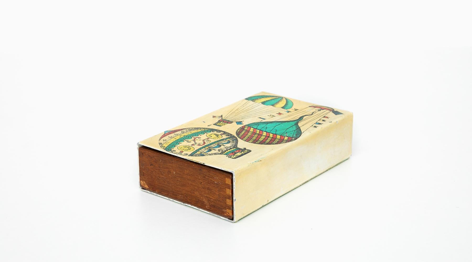 1950s Enameled Original Box by Piero Fornasetti 'q' In Good Condition In Frankfurt, Hessen, DE