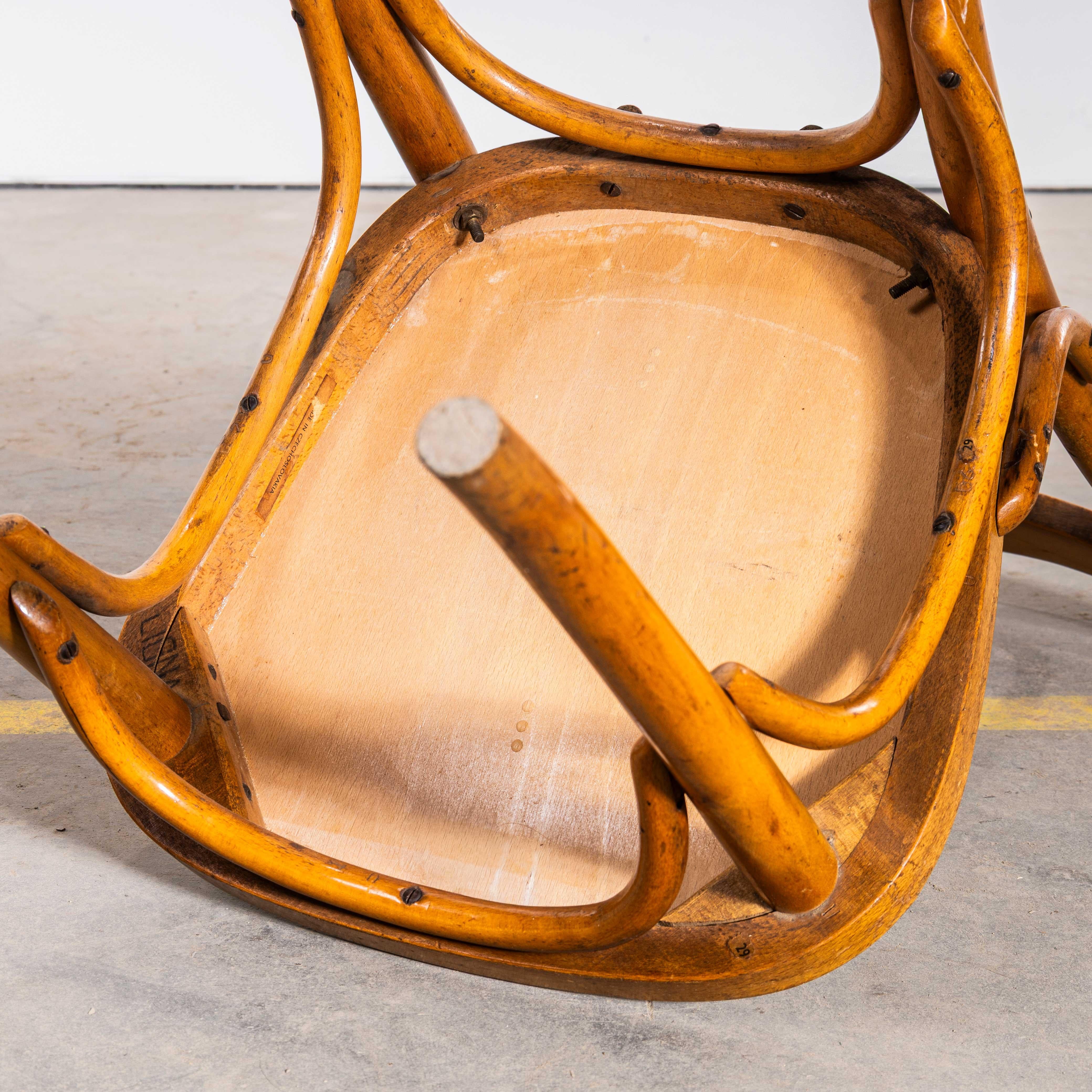 Sedie da pranzo in bengala con schienale a cerchio chiuso degli anni '50 - Coppia in vendita 5