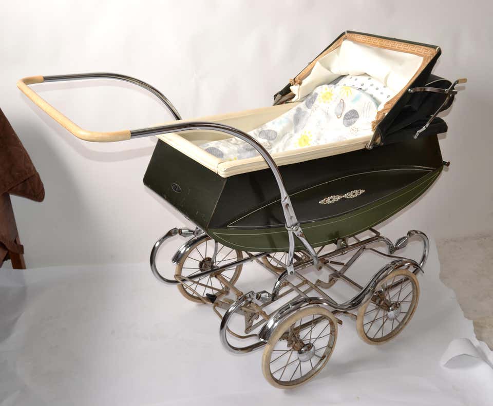Pram Material 1950s Vintage Pram - 4 For Sale on 1stDibs | vintage baby stroller ...