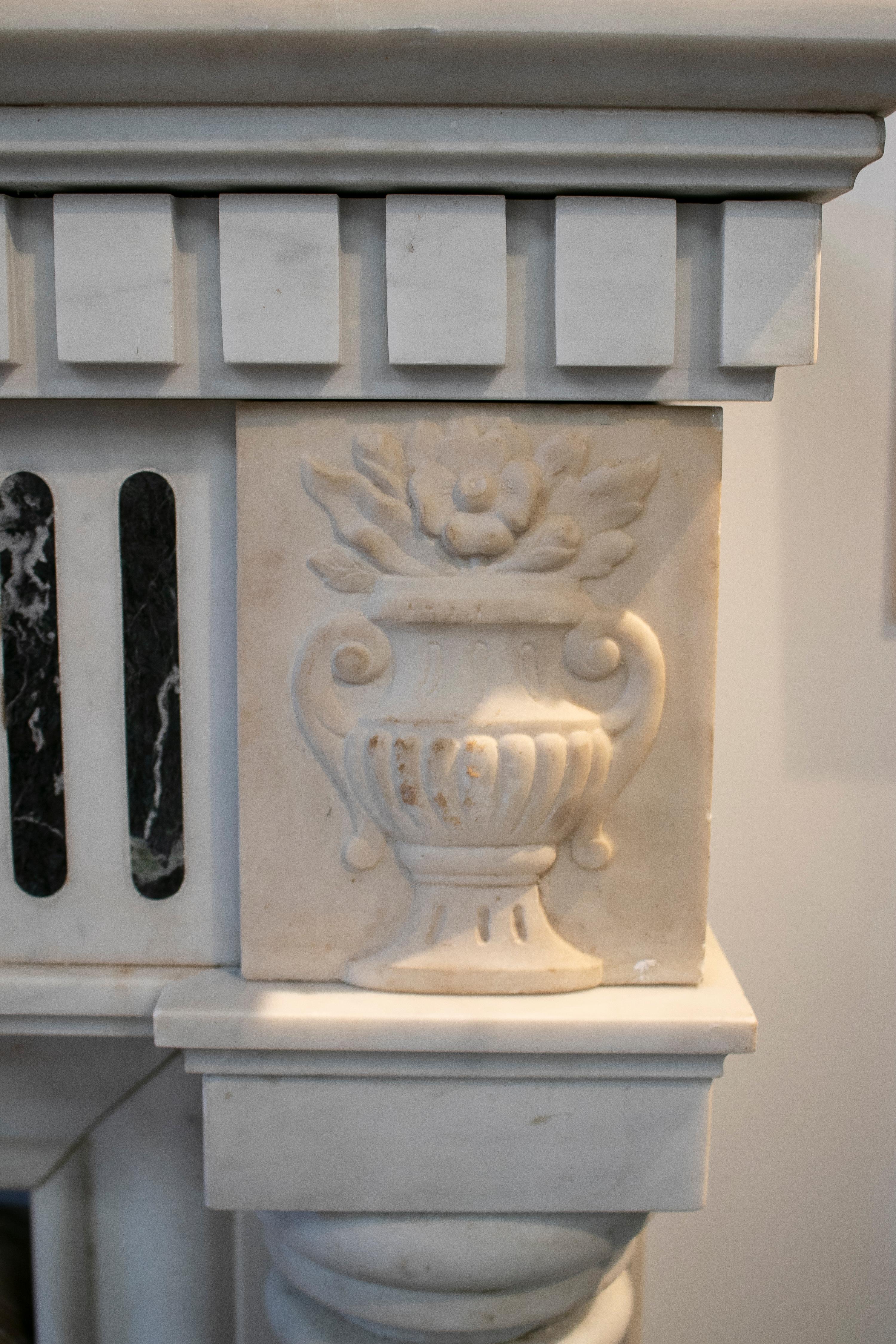 1950s English Hand Carved Marble Fireplace with Ionic Columns For Sale 5