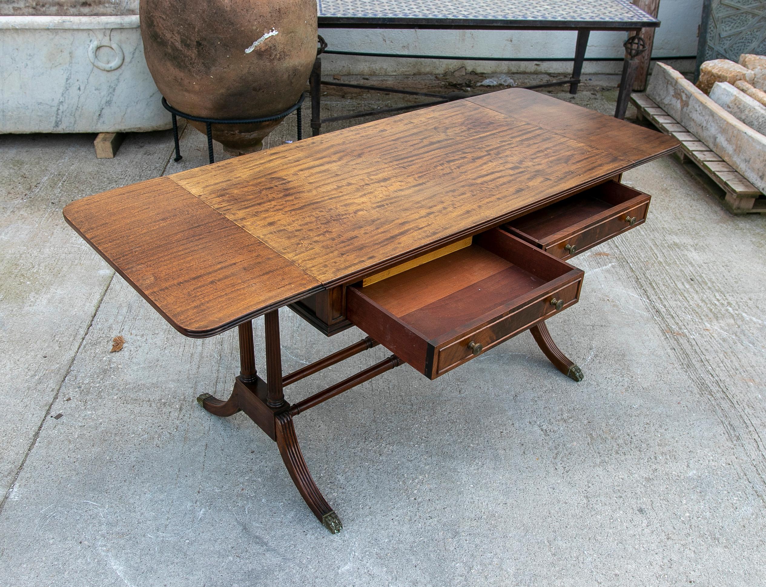 1950s English Mahogany Writing Desk with Drawers For Sale 3