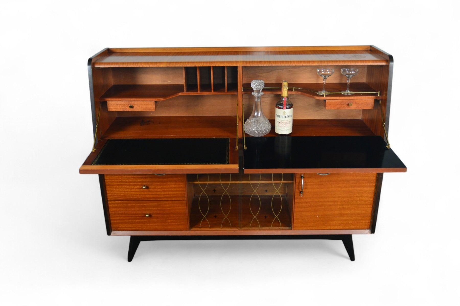 Cabinet de bar moderne anglais des années 1950 + bureau secrétaire en acajou en vente 3