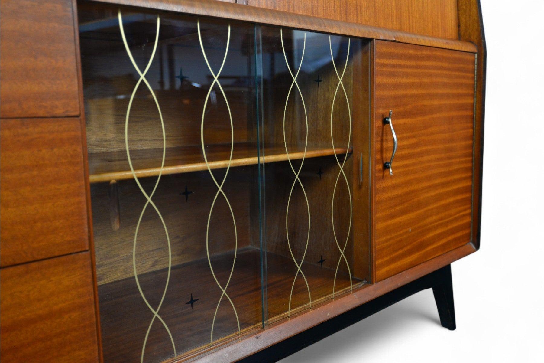 Cabinet de bar moderne anglais des années 1950 + bureau secrétaire en acajou en vente 9