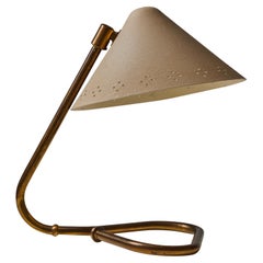 Lampe de table à abat-jour perforé 'GK14' d'Erik Warna des années 1950