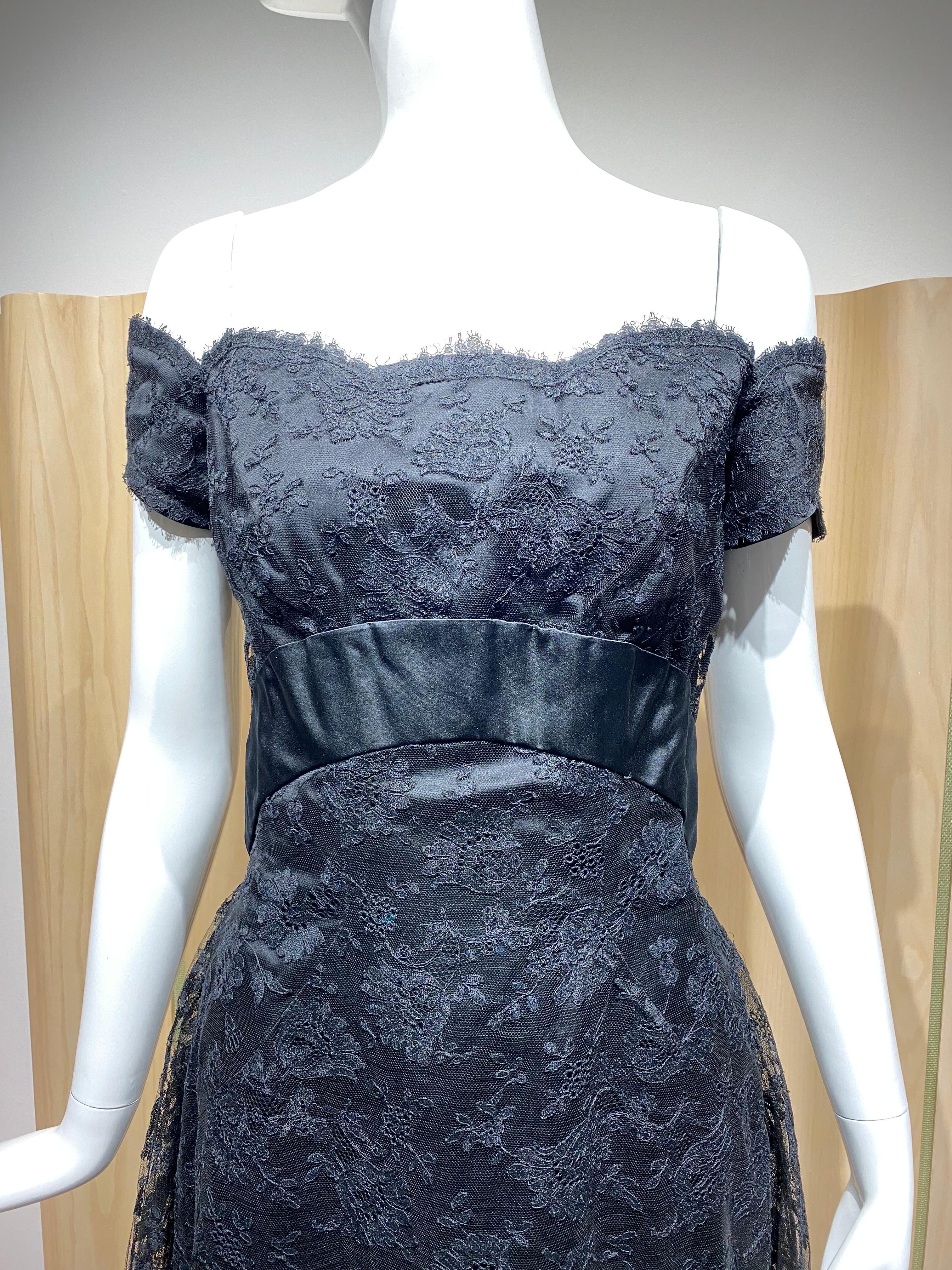 1950s Estevez Black Lace Cocktail Dress For Sale 4