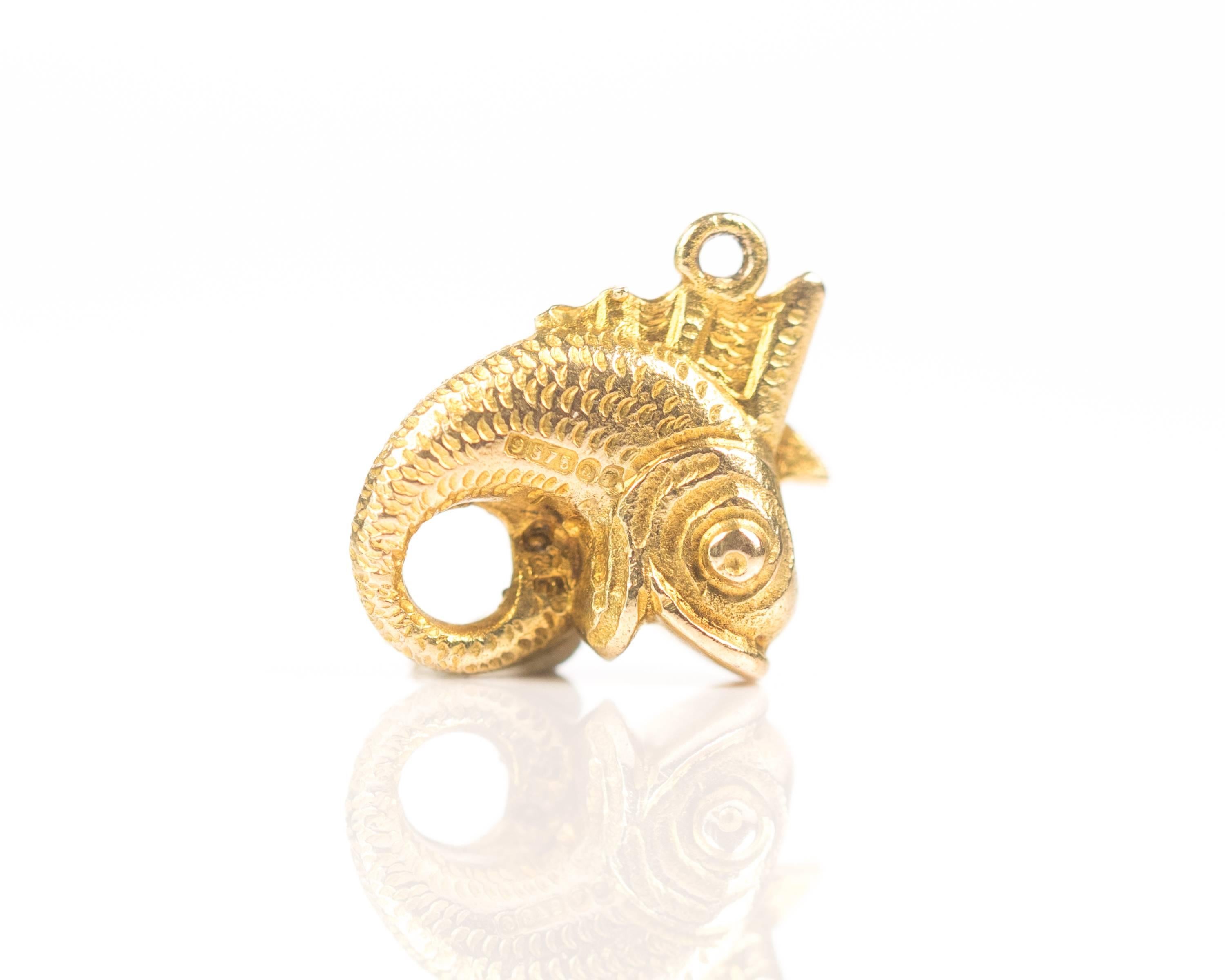 Women's or Men's 1950s Eternal Circle Fish Charm Pendant, 9 Karat Yellow Gold