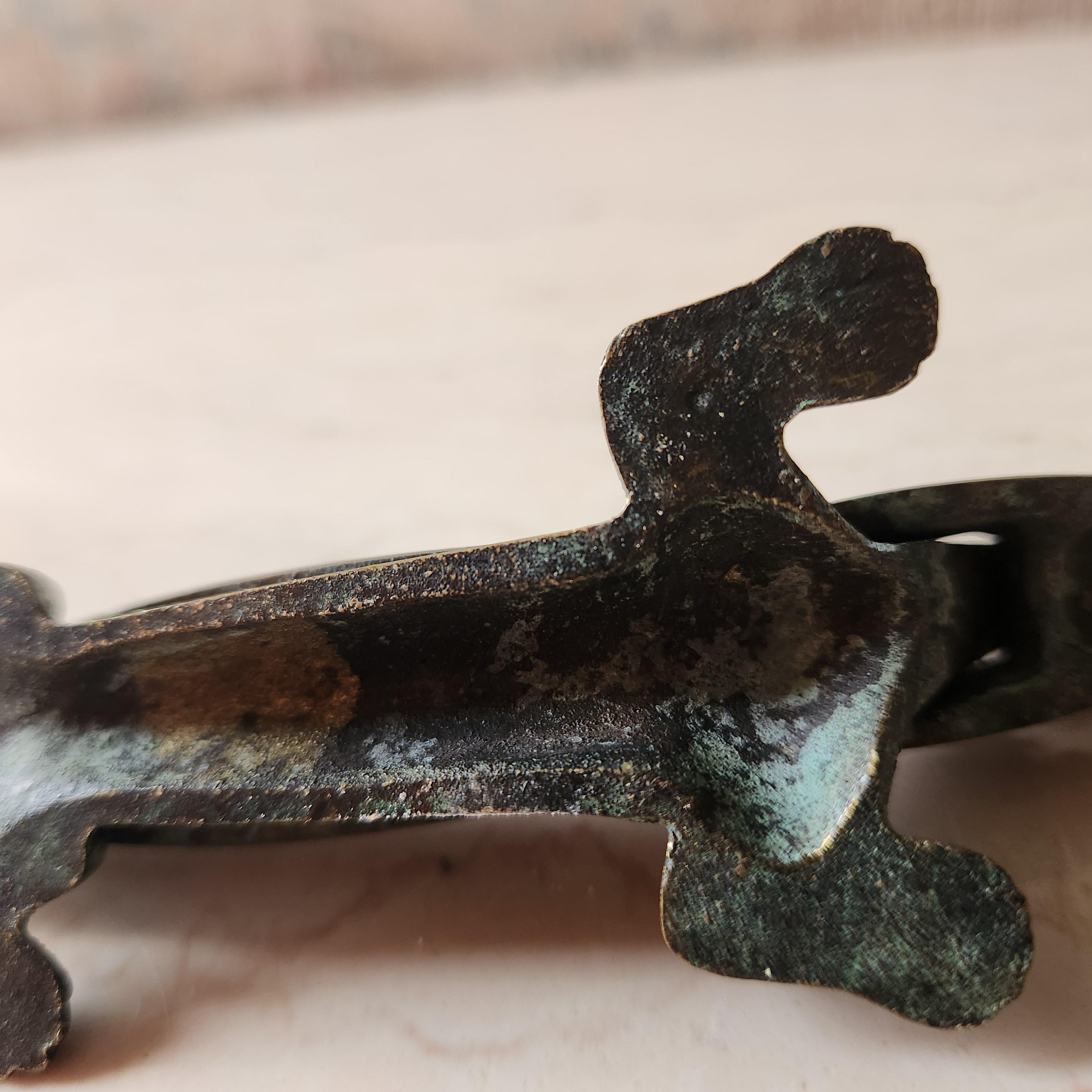 Casse-noisette européen des années 1950 en bronze avec crocodile Walter Bosse Style Auböck en vente 3