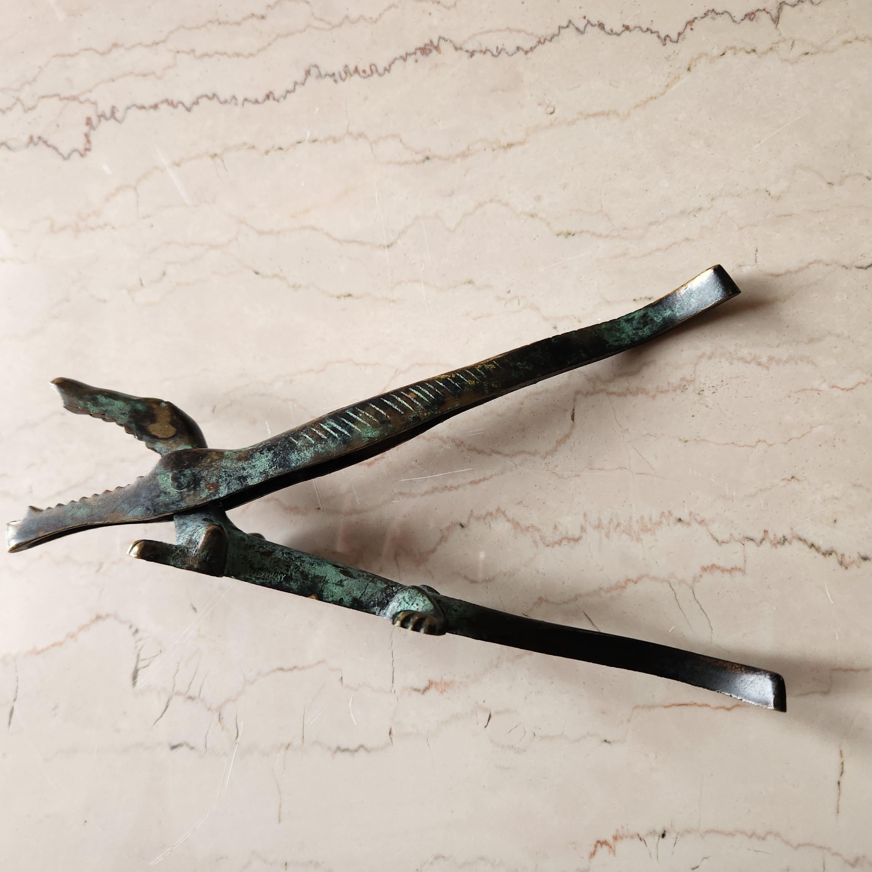 Casse-noisette européen des années 1950 en bronze avec crocodile Walter Bosse Style Auböck en vente 7