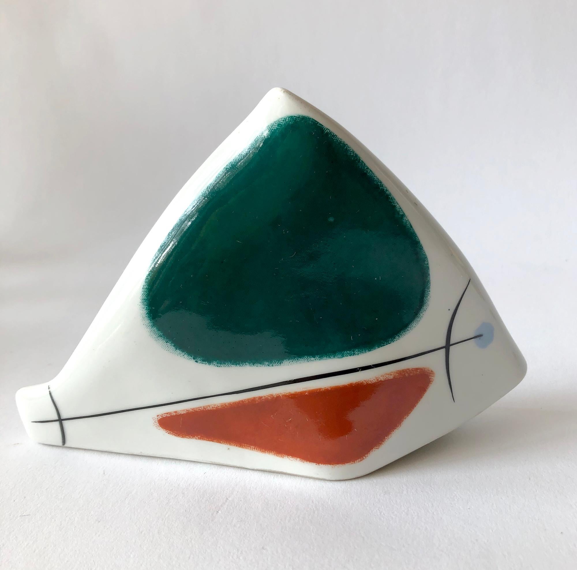 1950s European Modernist Porcelain Fish Sculpture In Good Condition In Palm Springs, CA