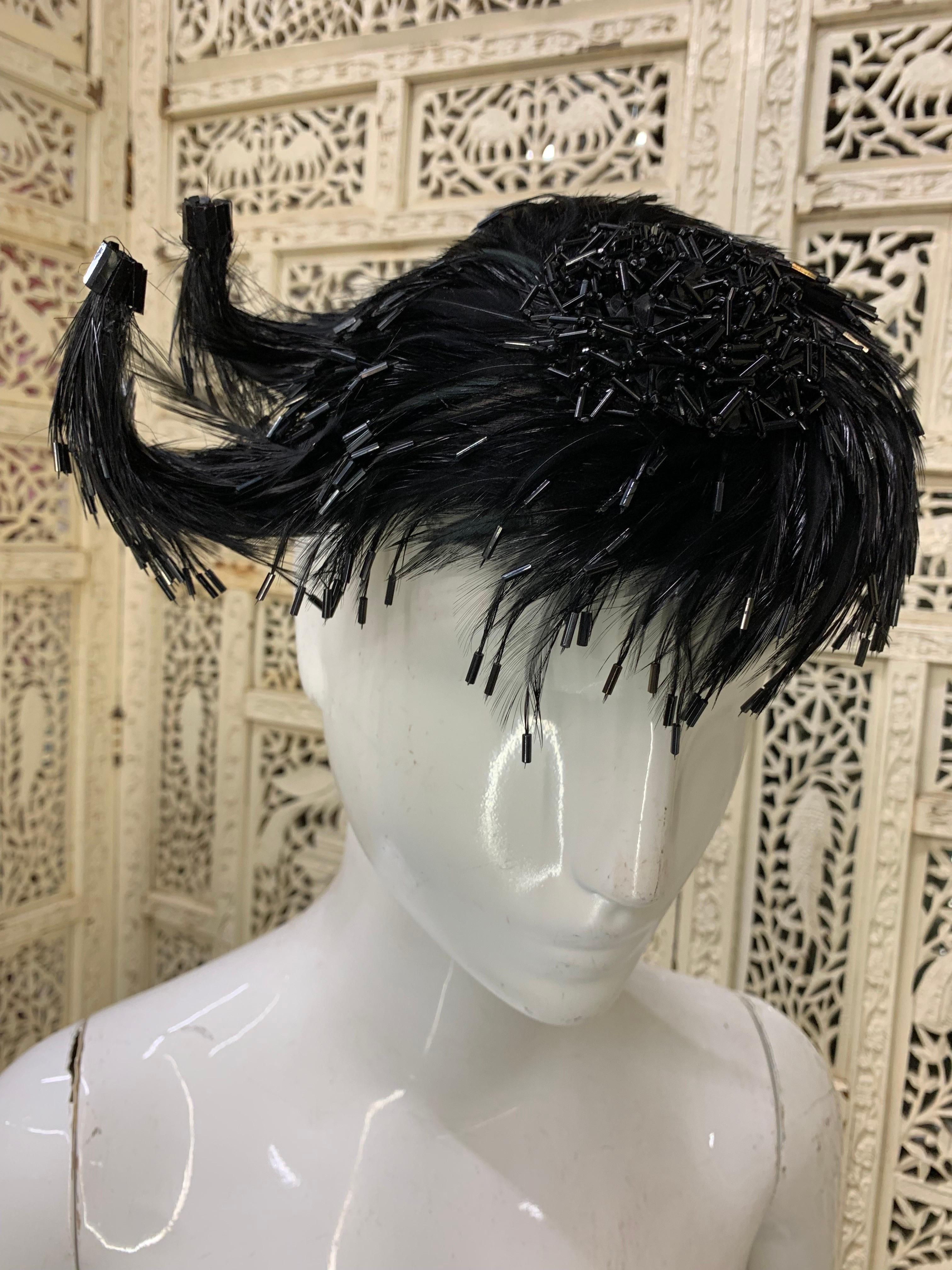 1950s Evelyn - Chicago Unique Black Feather & Bugle Beaded Cocktail Hat  en vente 9
