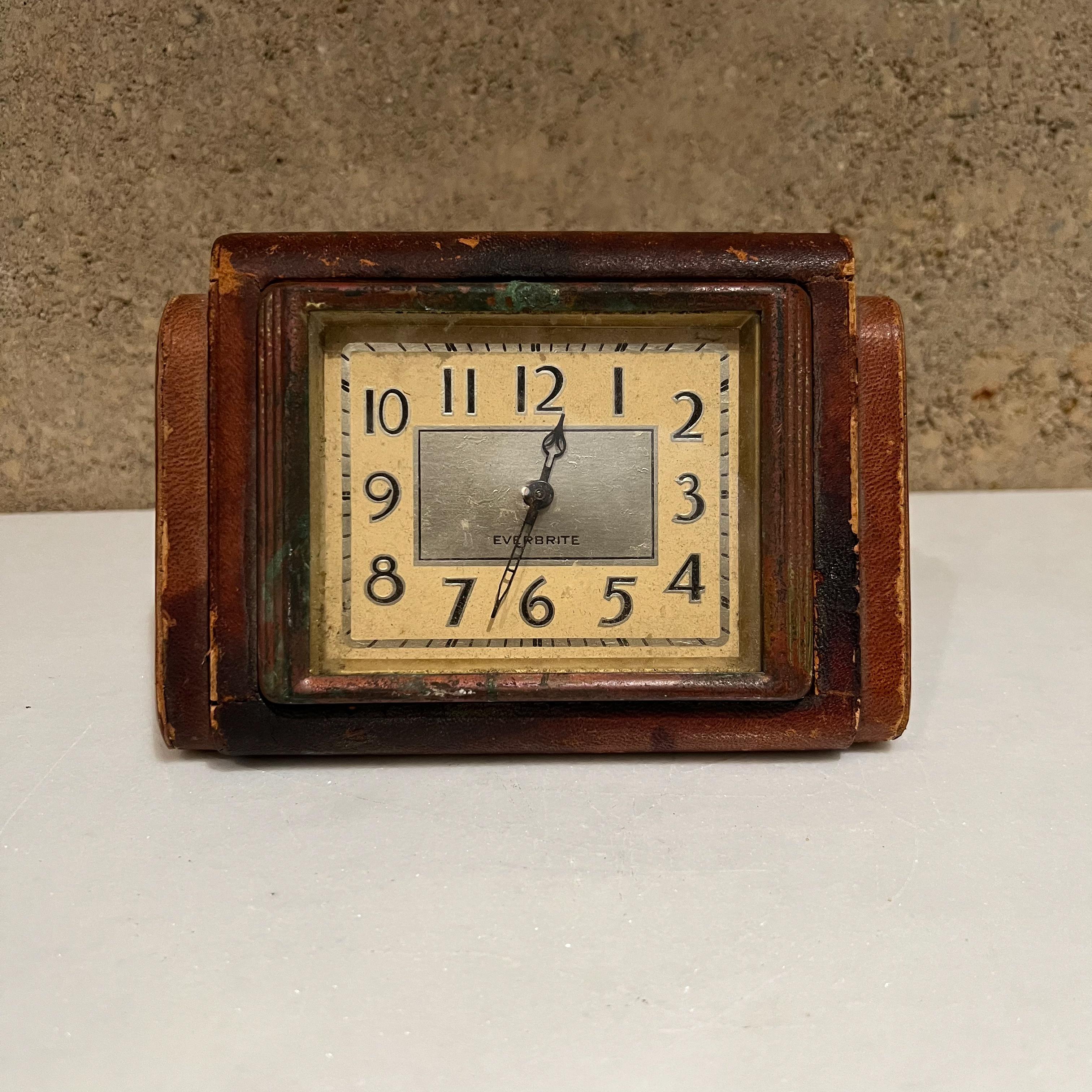 1950s Everbrite Leather Wrapped Table Desk Clock Distressed Decorative 1