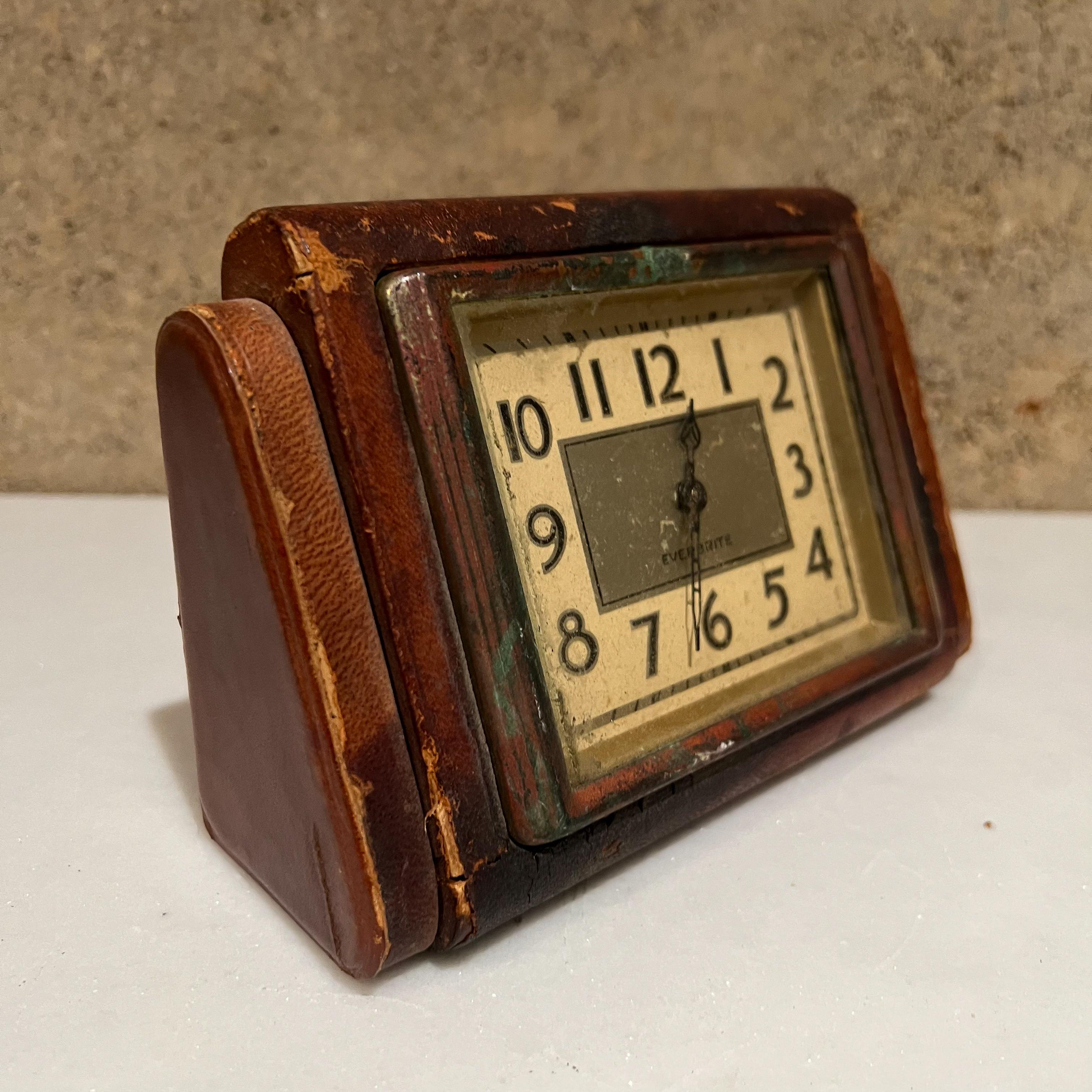 1950s Everbrite Leather Wrapped Table Desk Clock Distressed Decorative 2
