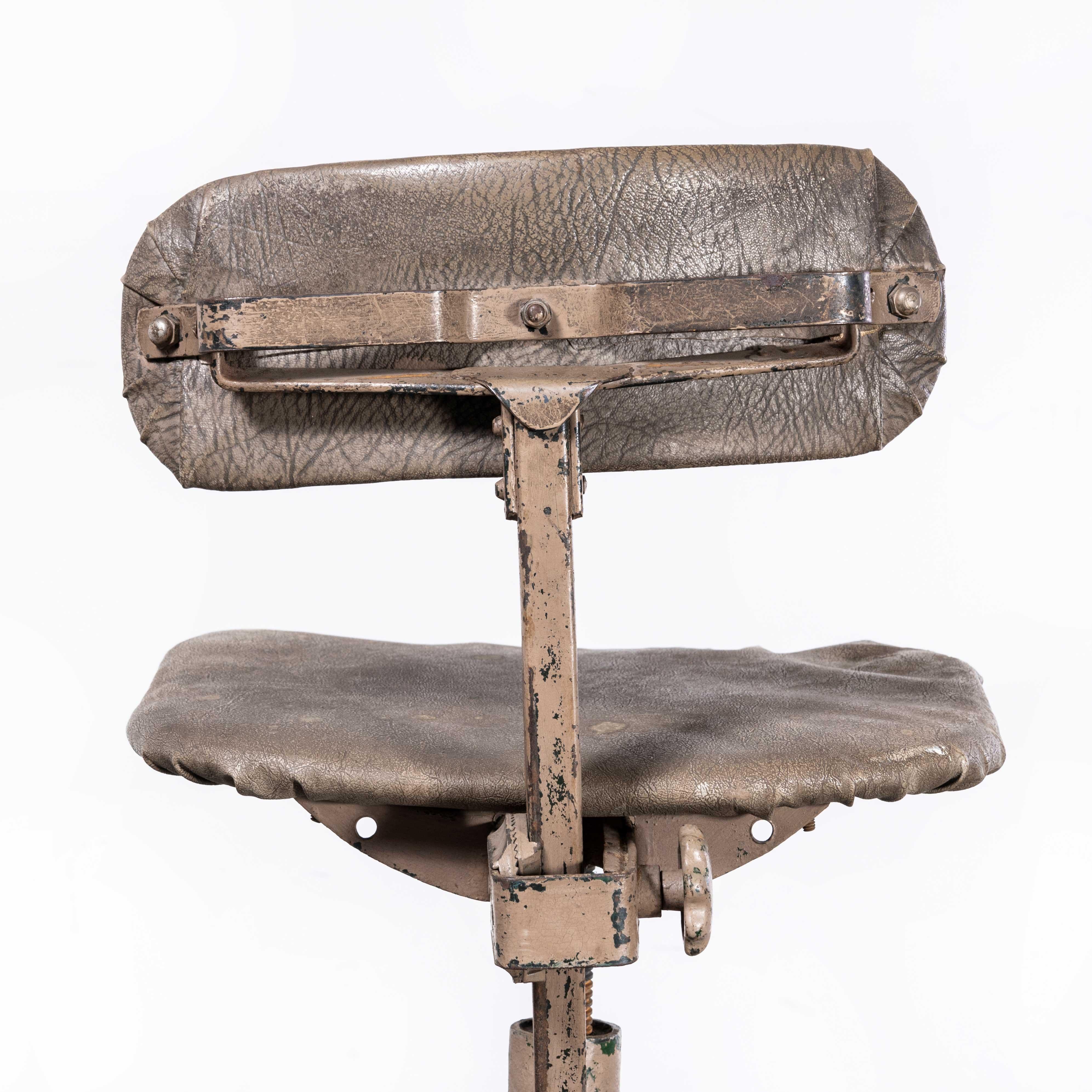 1950's Evertaut Original Machinists Stuhl - mit Fußstütze (2518) (Mitte des 20. Jahrhunderts) im Angebot