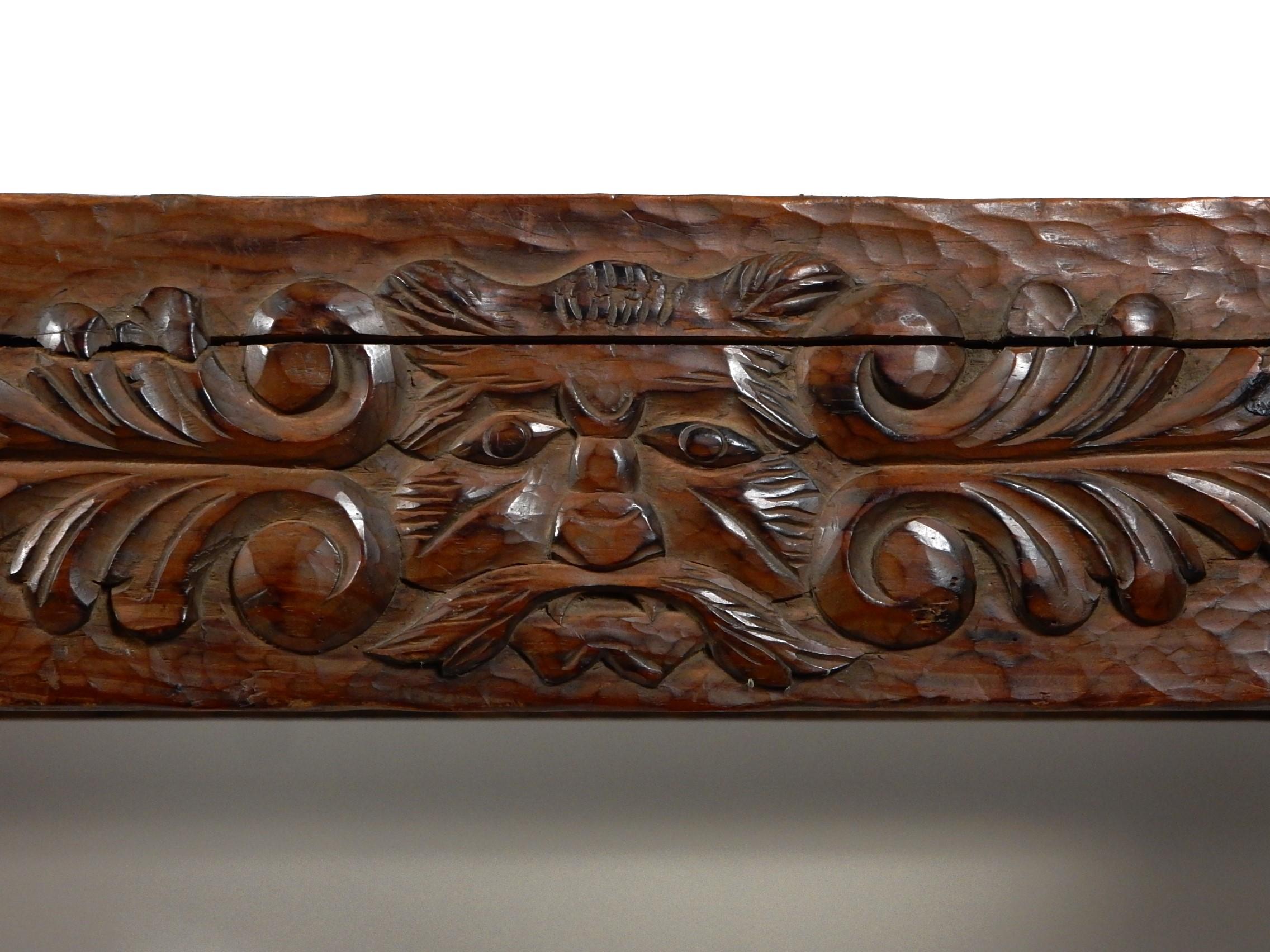 1950's Exotische Hand Carved Art Couchtisch im Zustand „Relativ gut“ im Angebot in Las Vegas, NV