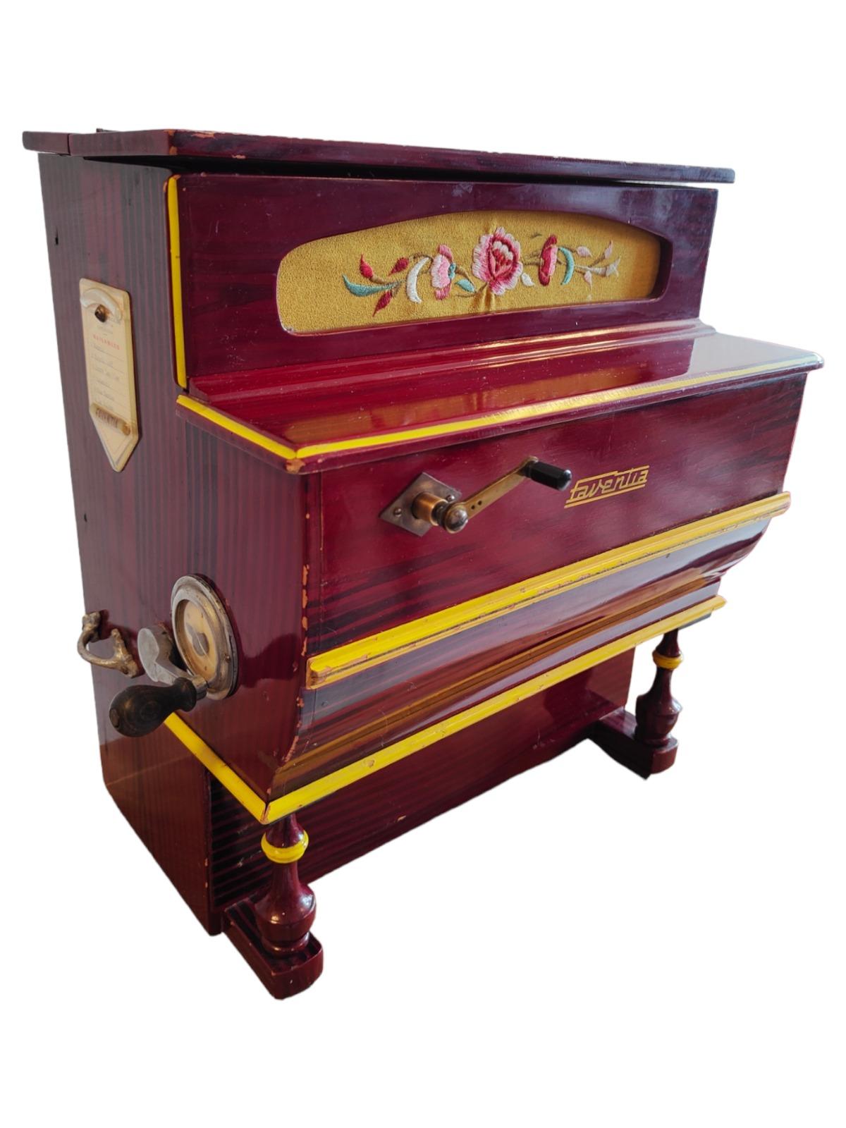 1950s Faventia Organ Spanish, 20th Century For Sale 4
