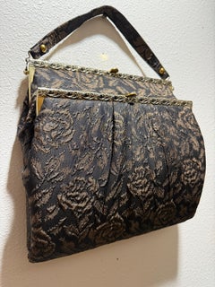 1950er Faye Mell :Double Decker" Ladylike Handtasche in Taupe und schwarzem Matelassé