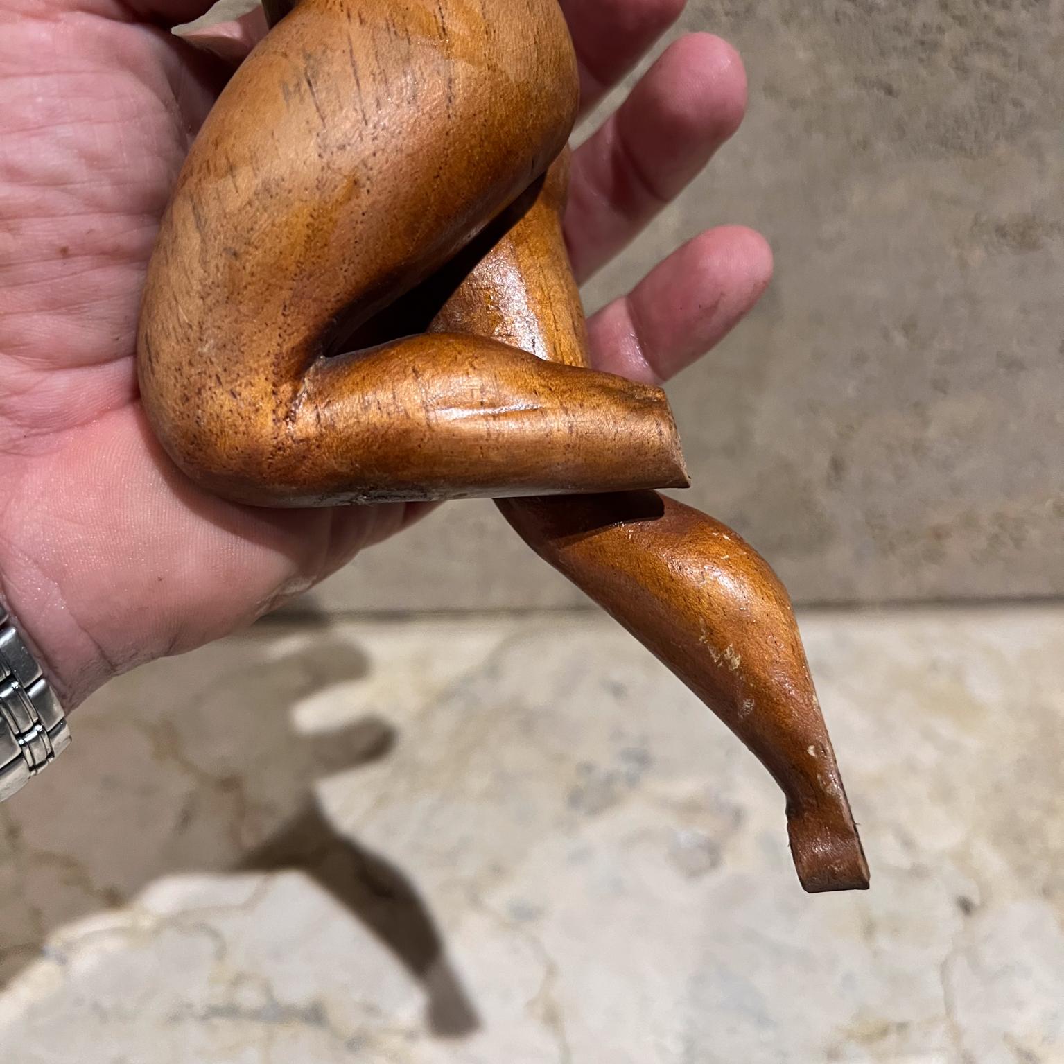 Escultura Desnudo Femenino Años 50 Madera de Caoba Tallada a Mano en venta 1