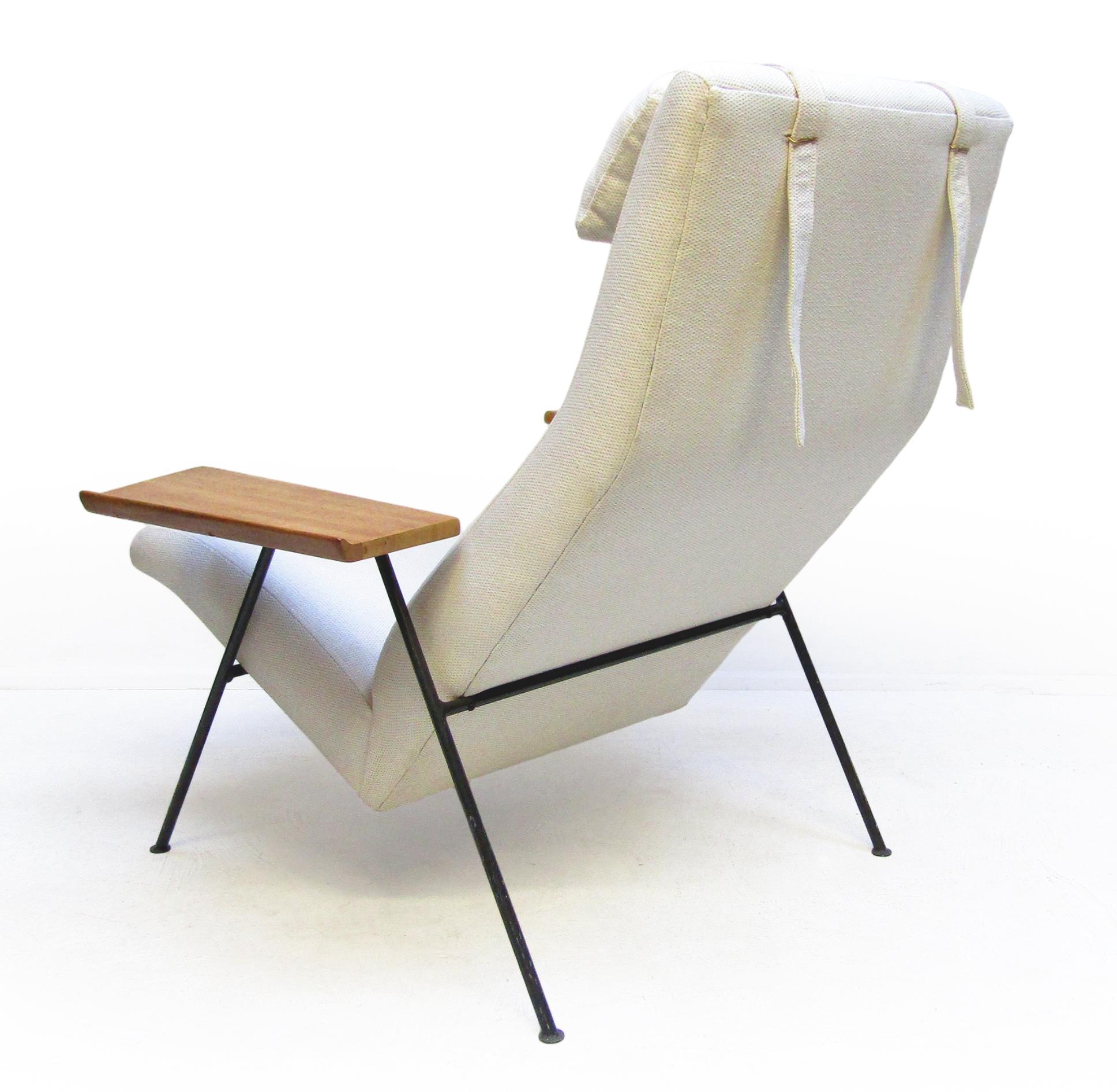1950s Festival Of Britain Reclining Lounge Chair By Robin Day For Hille For Sale 1