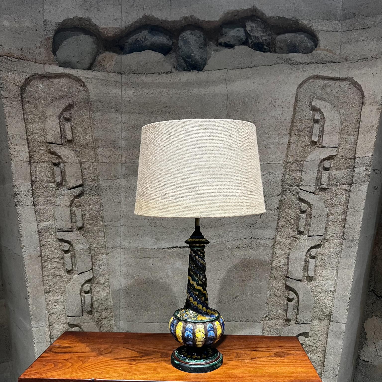 1950s Festive Italian Pottery Table Lamp by Zulimo Aretini 10