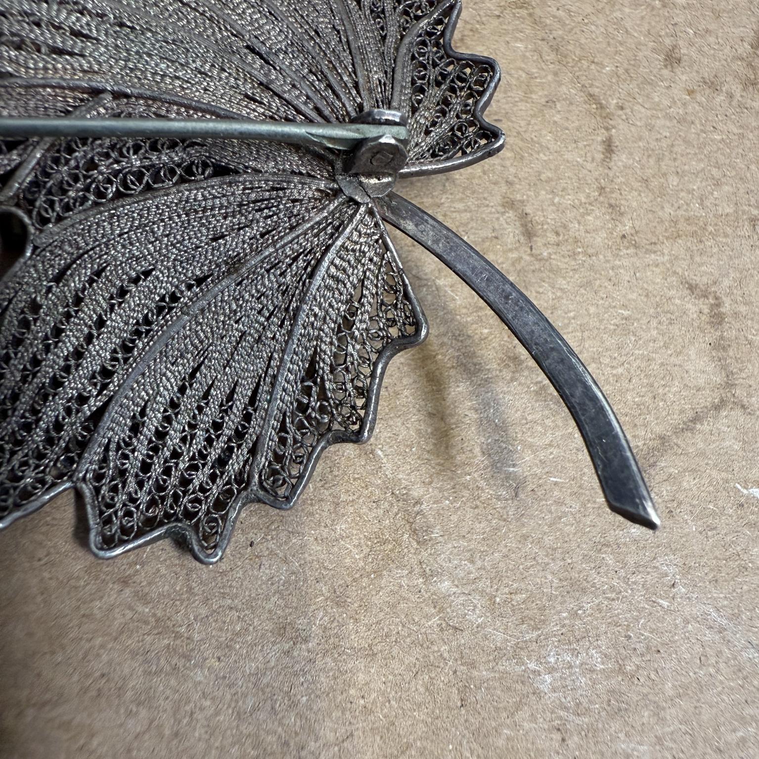 1950s Filigree Fine Spun Sterling Silver Leaf Brooch For Sale 2