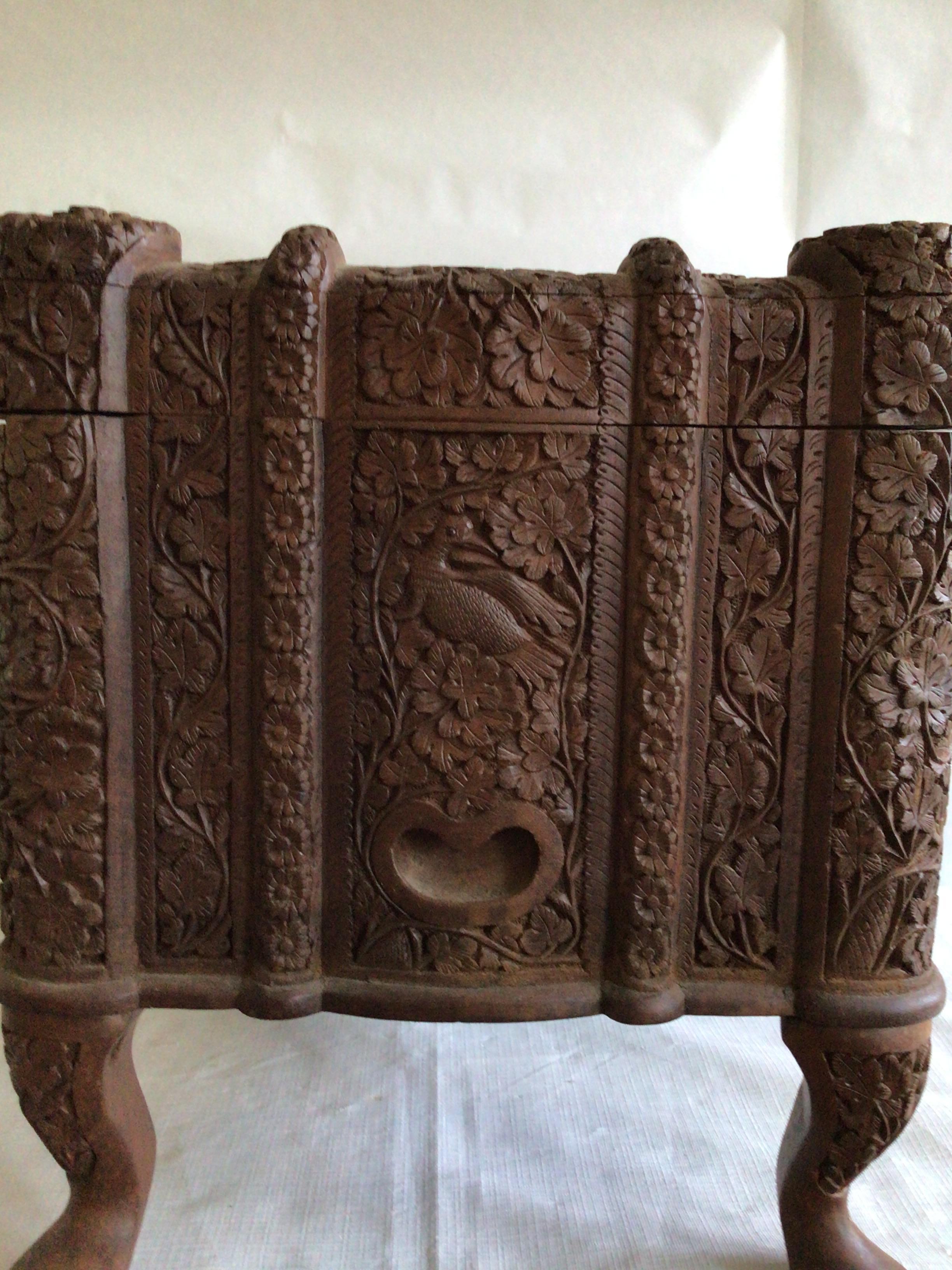 1950s Fine And Densely Carved Anglo-Indian Style Box For Sale 2