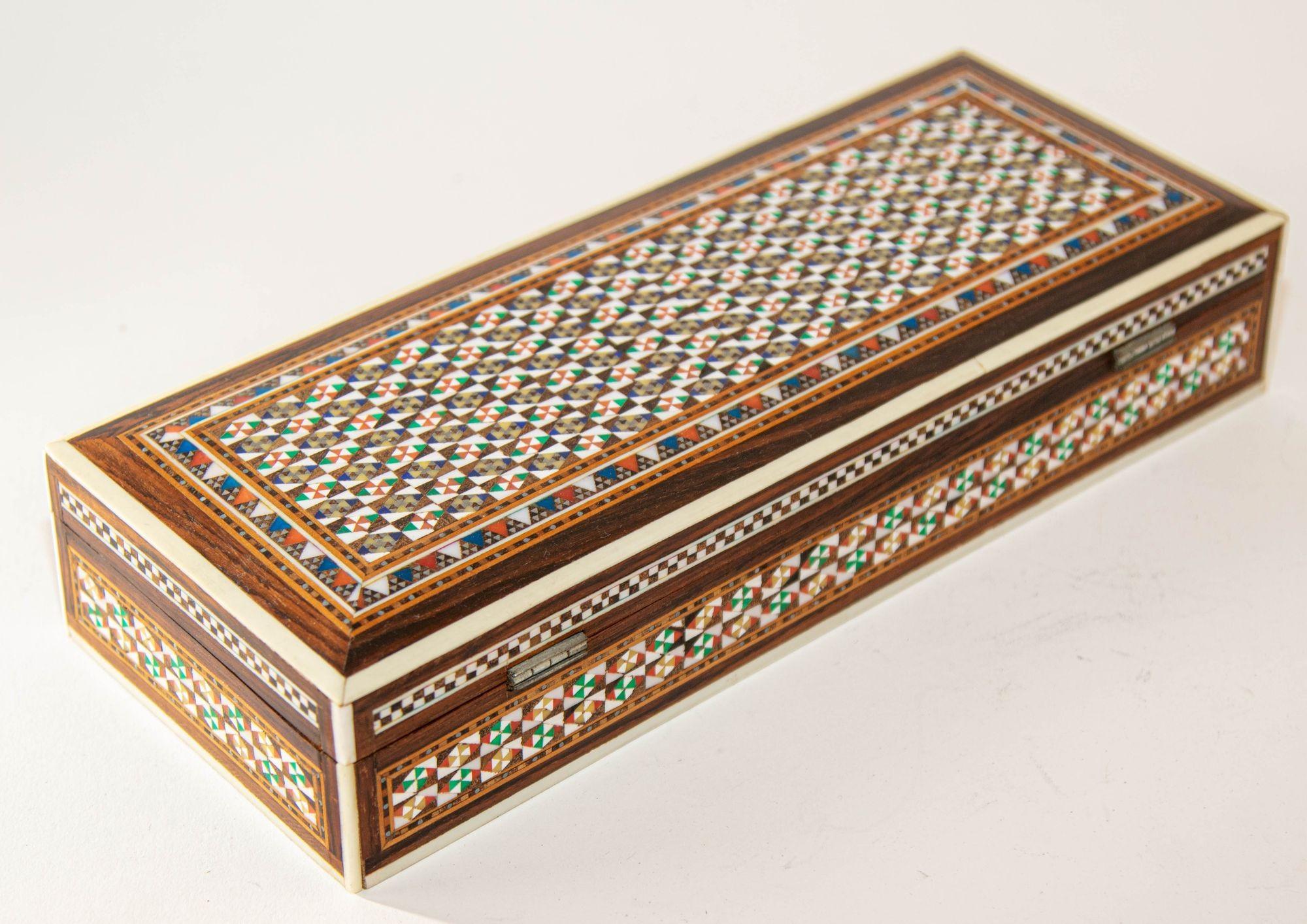 Hand-Crafted 1950s Fine Handcrafted Syrian Mother-of-Pearl Inlay Box