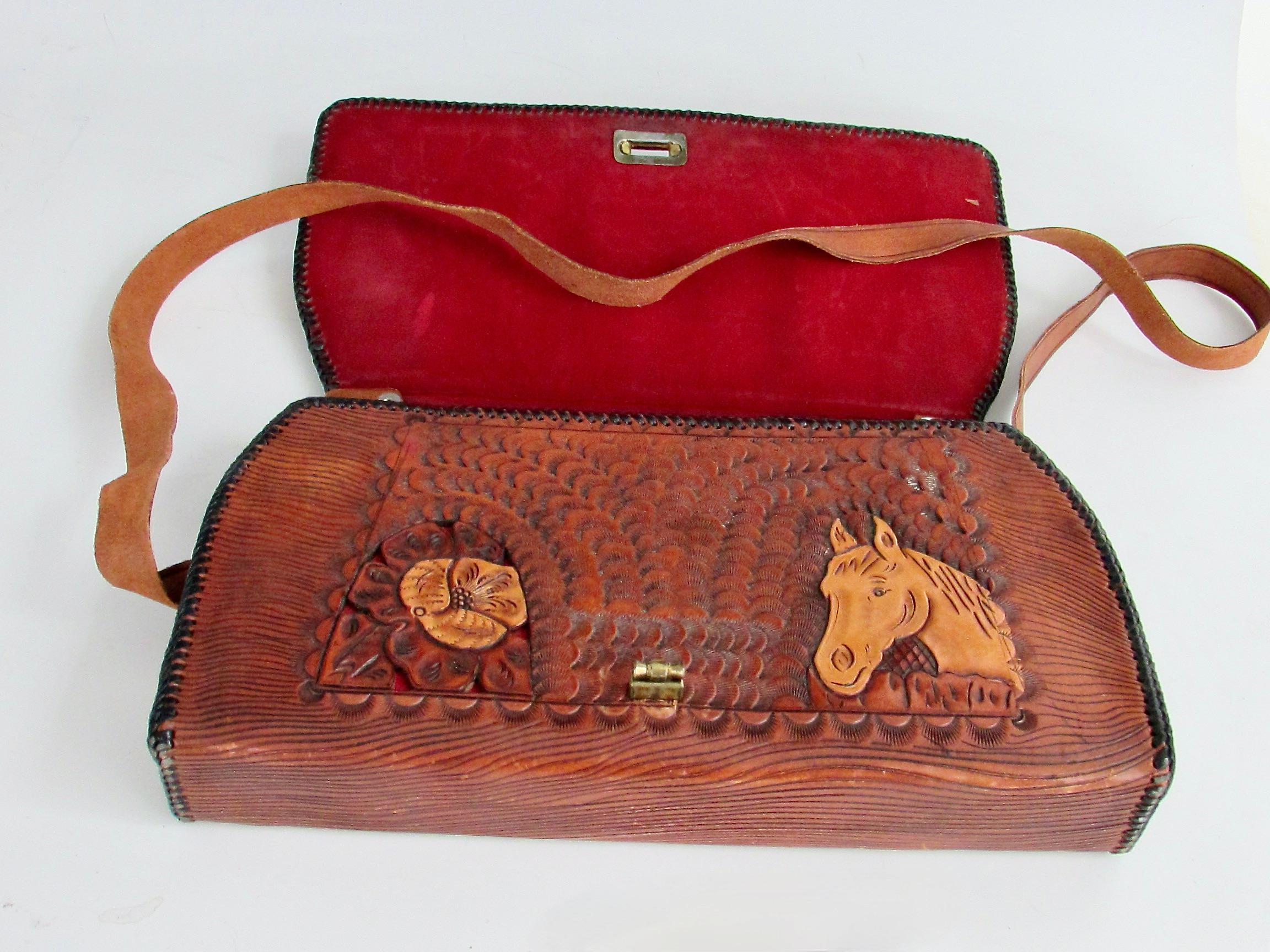 1950s fine Tooled Leather Western Theme Ladies Handbag Purse For Sale 6