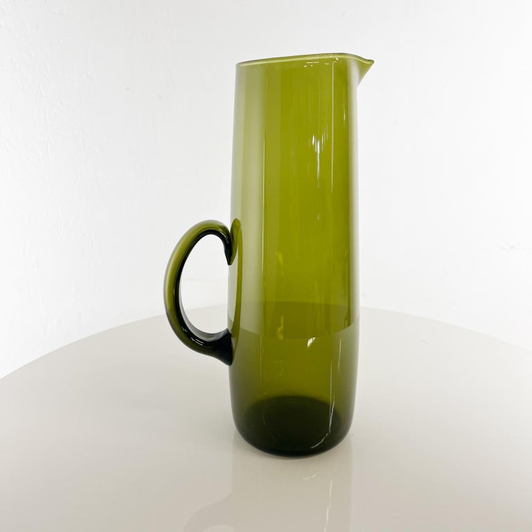 1950s Finland Modern Green Glass Pitcher by Erkki Vesanto Iittala For Sale 2