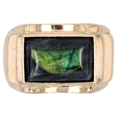 1950s Finland Spectrolite 18 Karat Yellow Gold Signet Ring