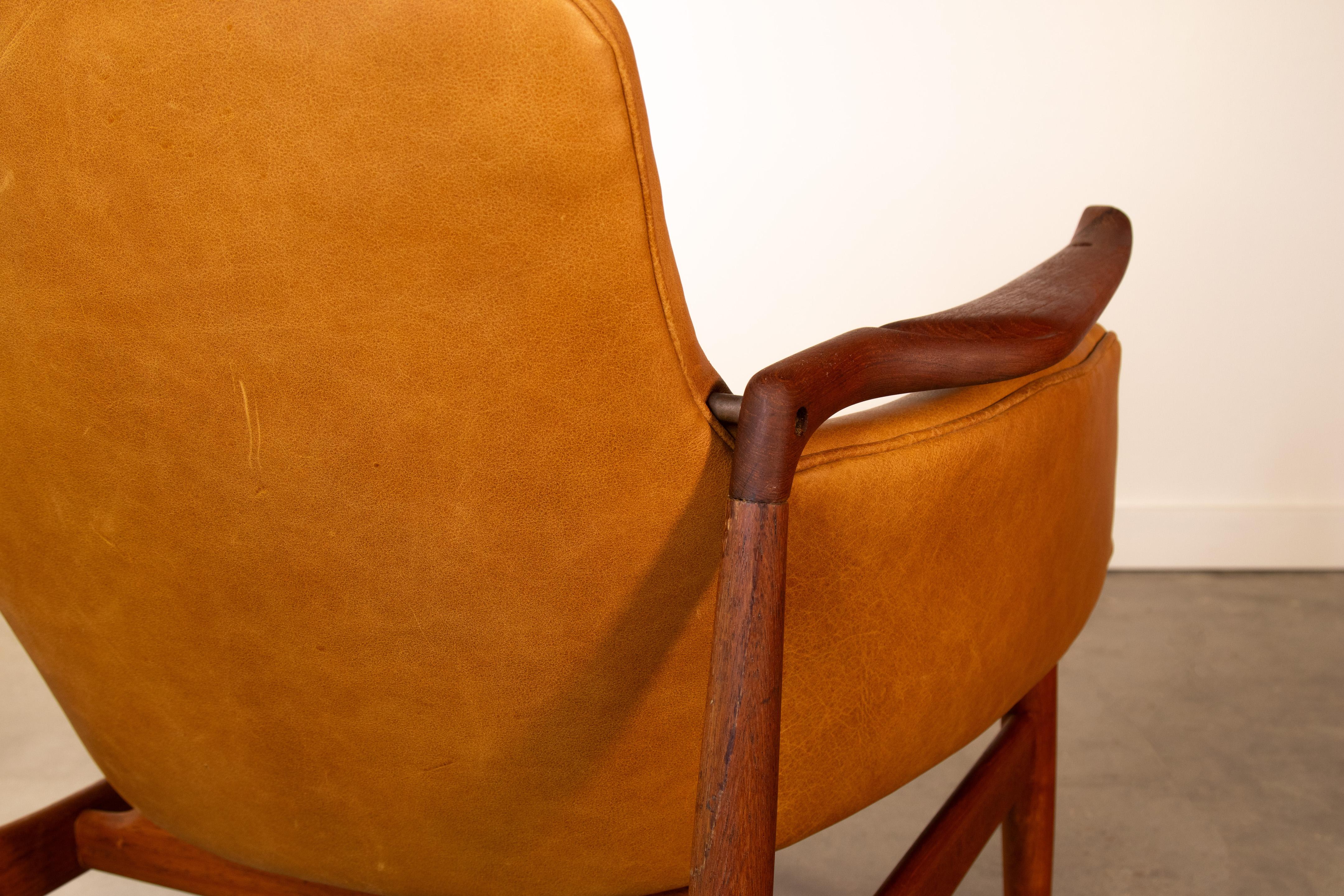 1950s Finn Juhl NV53 Armchair in Teak and Cognac Leather Illums Bolighus 2