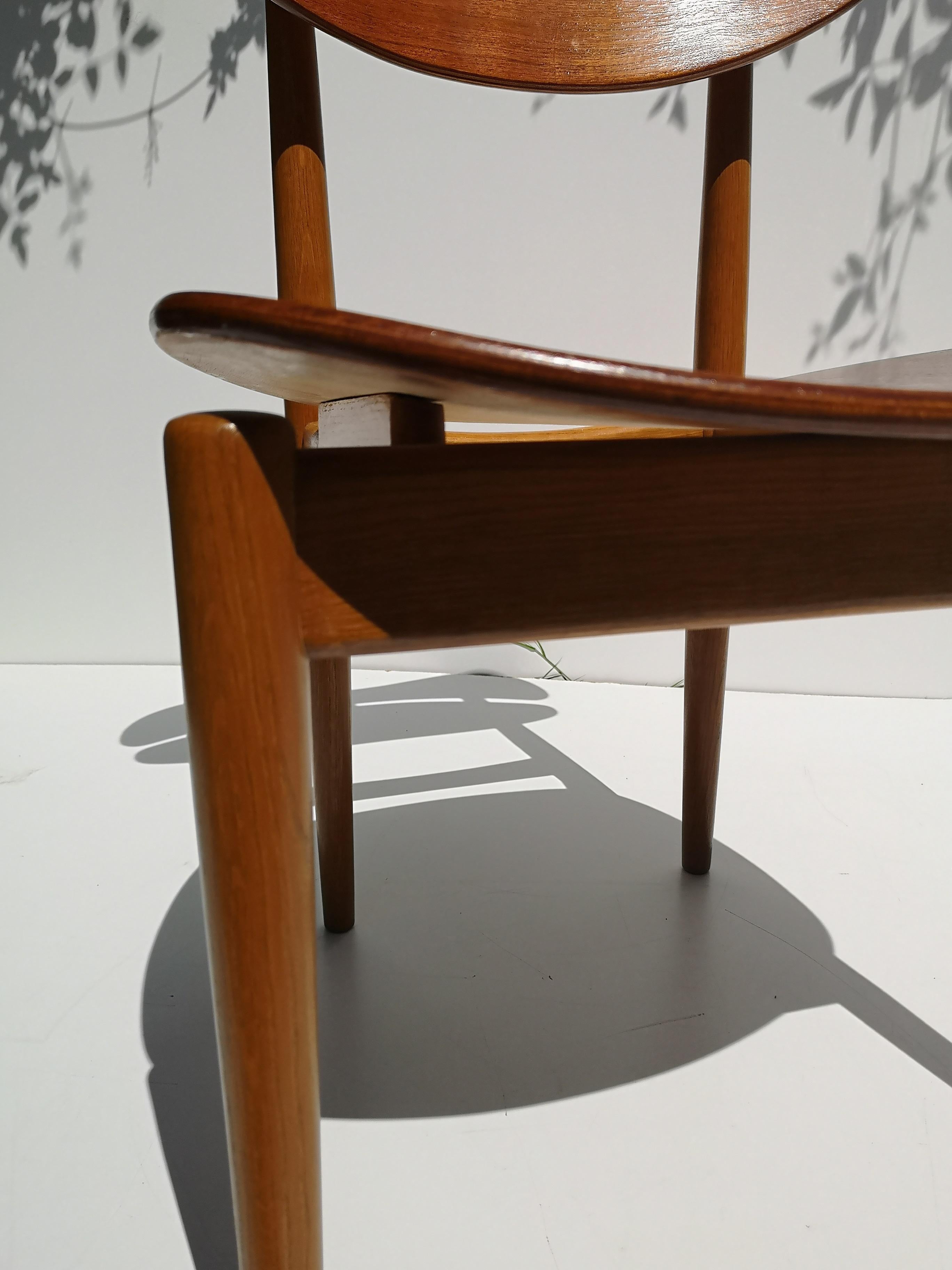 Danish 1950s Finn Juhl Reading Chair for Bovirke in Teak and Oak BO62 / BO53