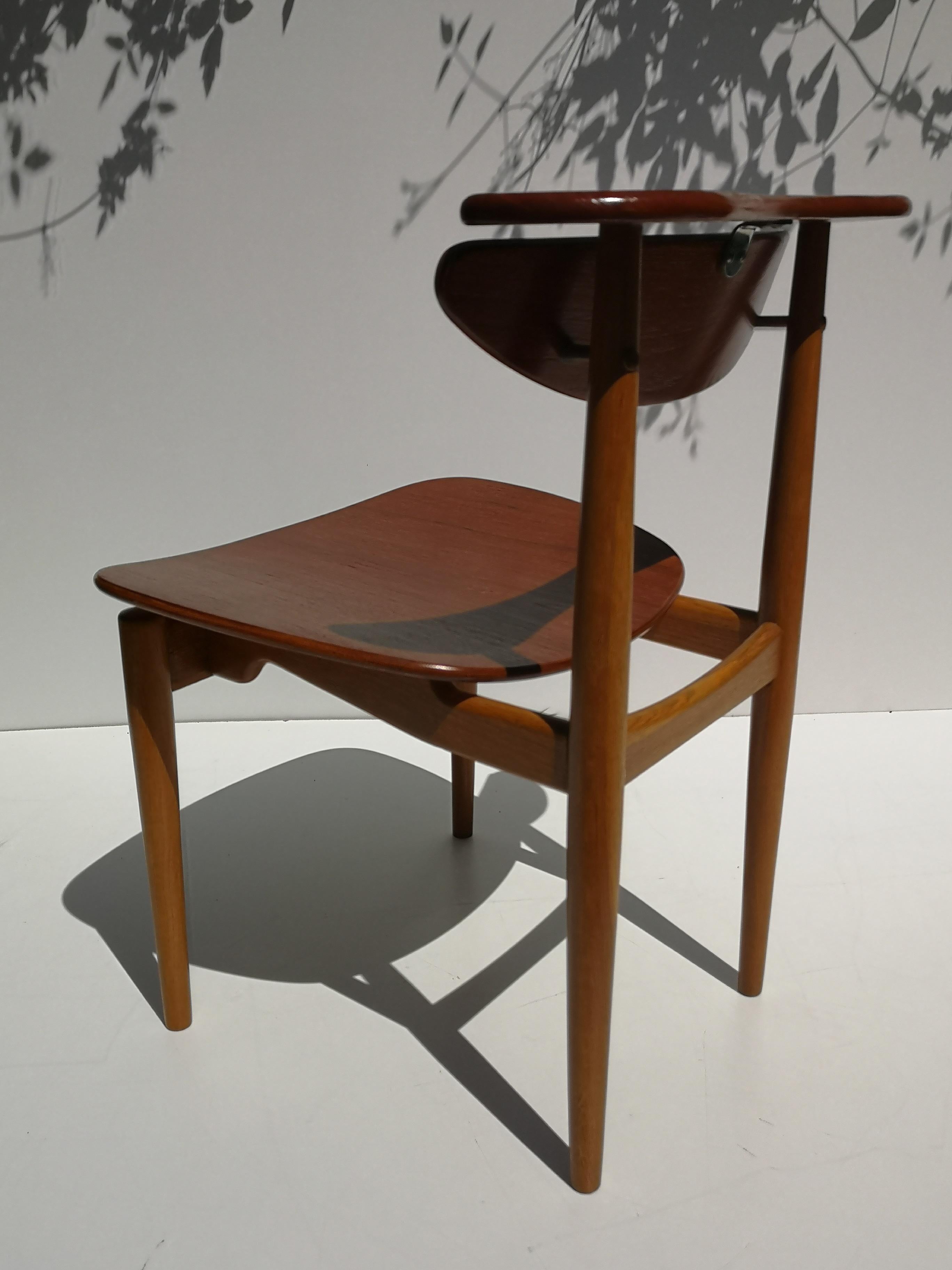 1950s Finn Juhl Reading Chair for Bovirke in Teak and Oak BO62 / BO53 2