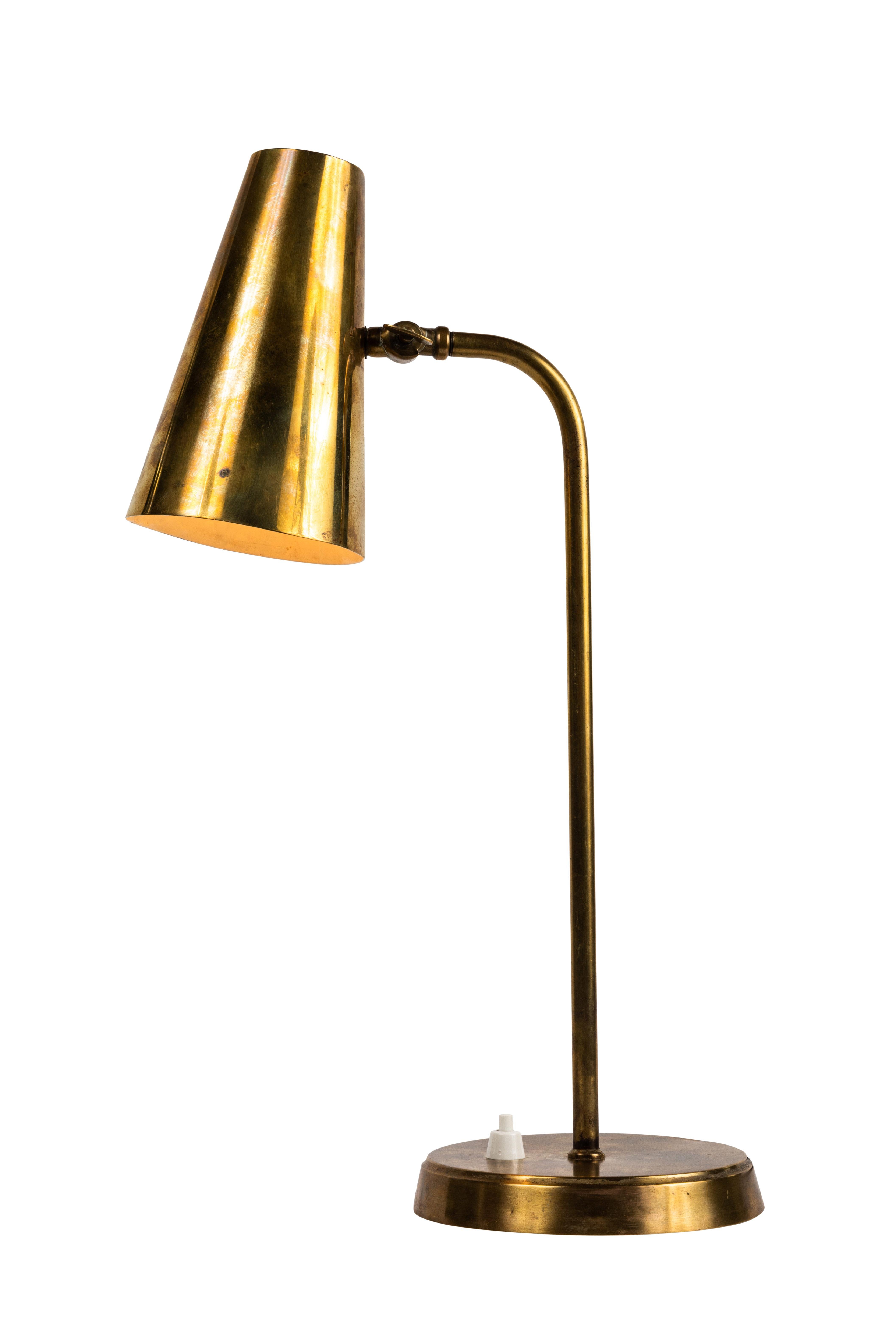 Scandinavian Modern 1950s Finnish Brass Table Lamp in the Manner of Paavo Tynell