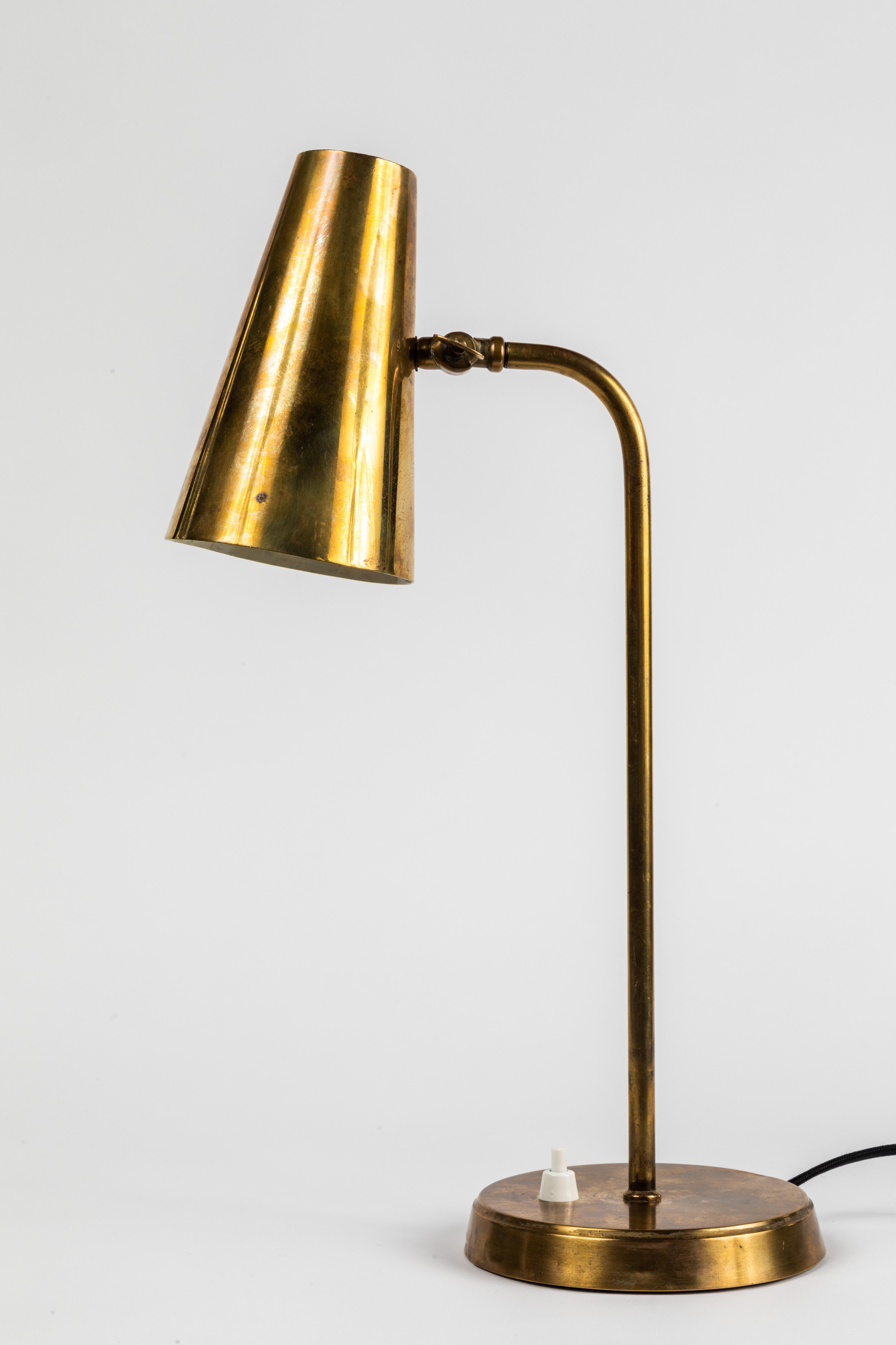1950s Finnish Brass Table Lamp in the Manner of Paavo Tynell 2