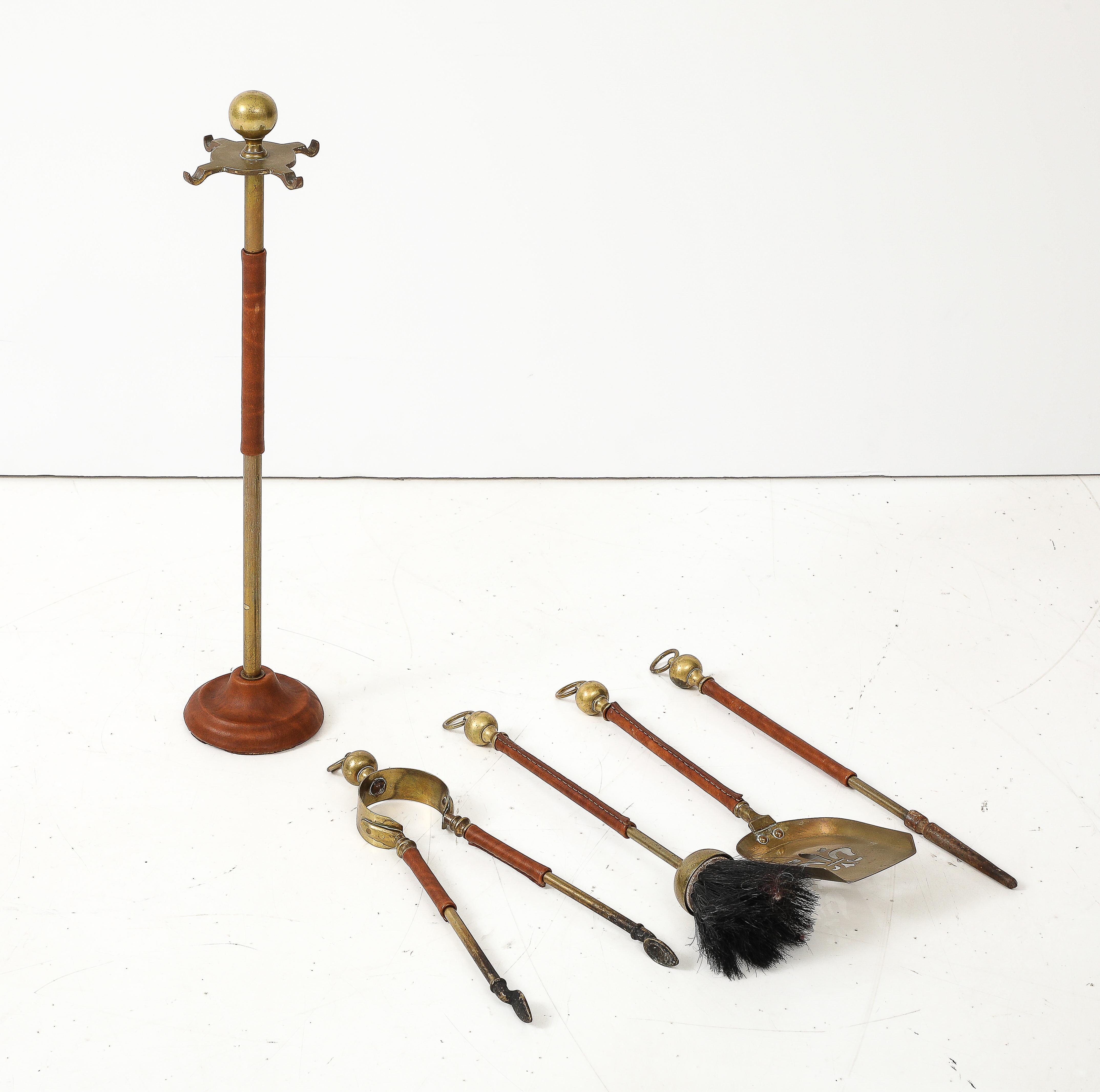 Outils de cheminée des années 1950 par Jacques Adnet en vente 1
