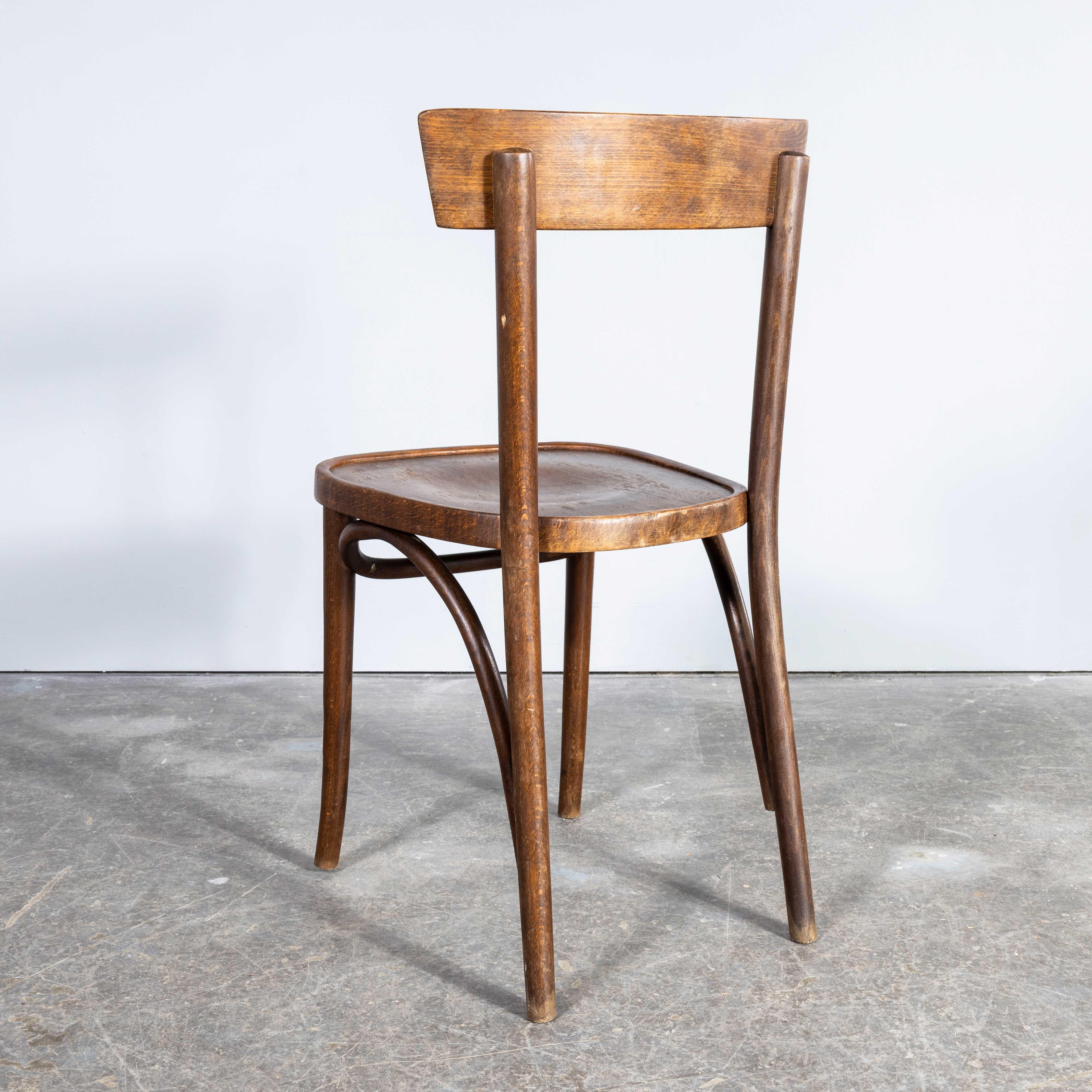 Chaises de salle à manger en bentwood à dossier étroit Fischel des années 1950 - Lot de huit 4