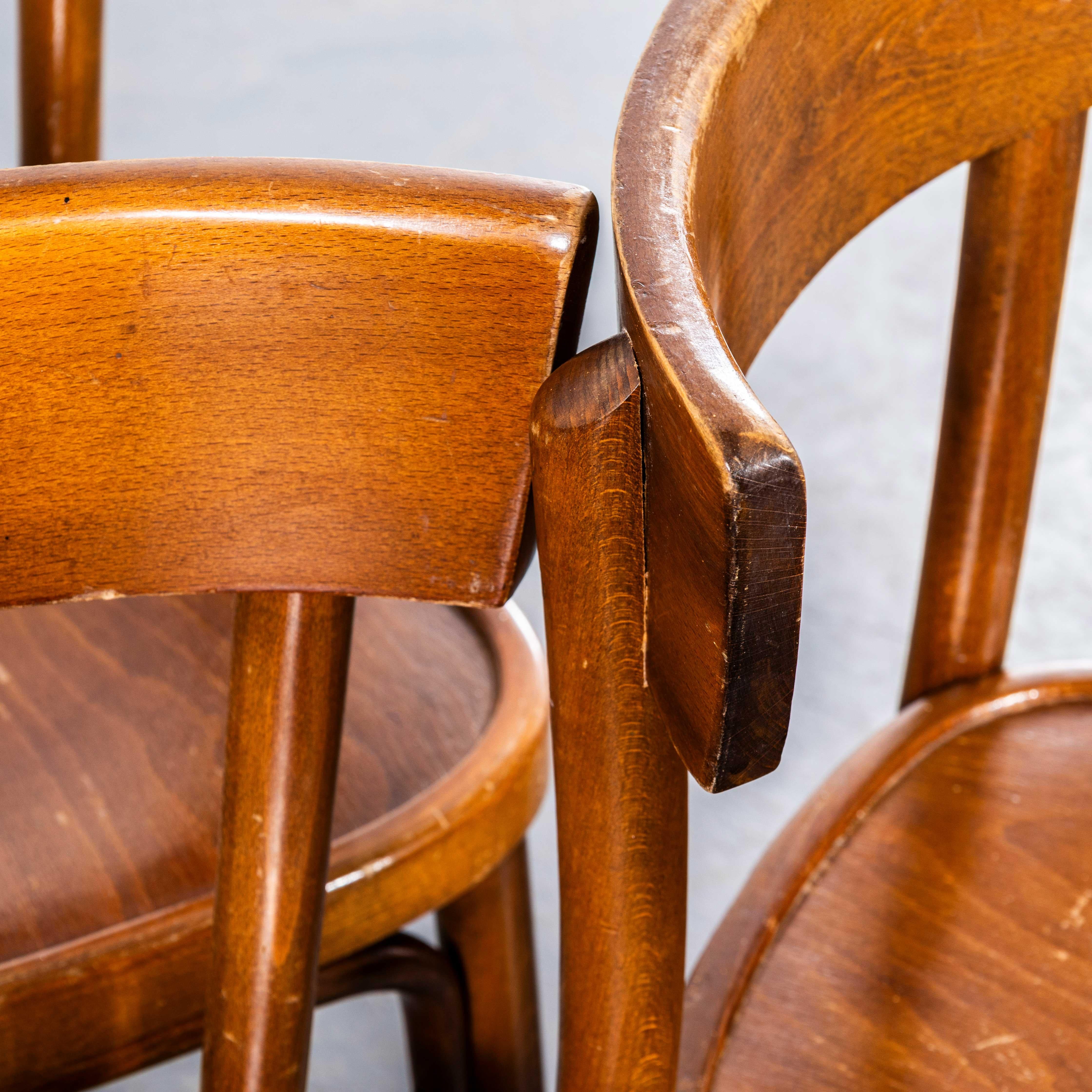 Sillas de comedor de madera curvada de roble cálido Fischel de los años 50 - Juego de siete Roble en venta