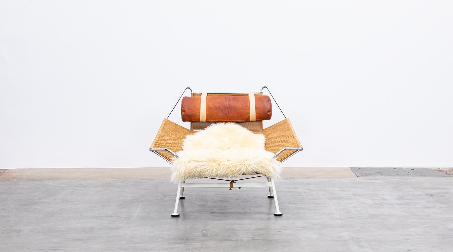 Mid-Century Modern 1950s Flag Halyard Lounge Chair by Hans Wegner for Getama For Sale