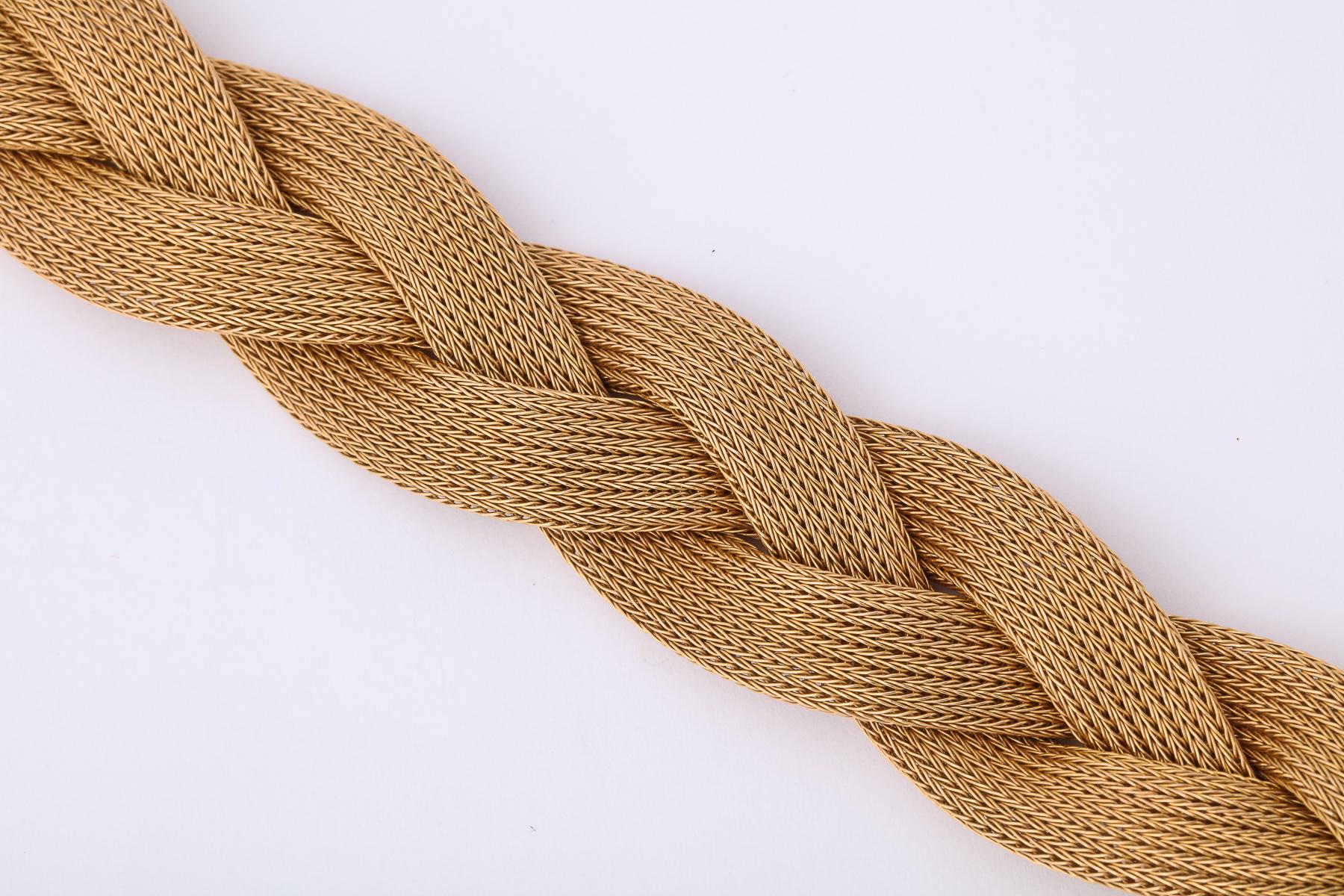 1950s Flexible Intertwined Twisted Mesh Braided Gold Bracelet 1